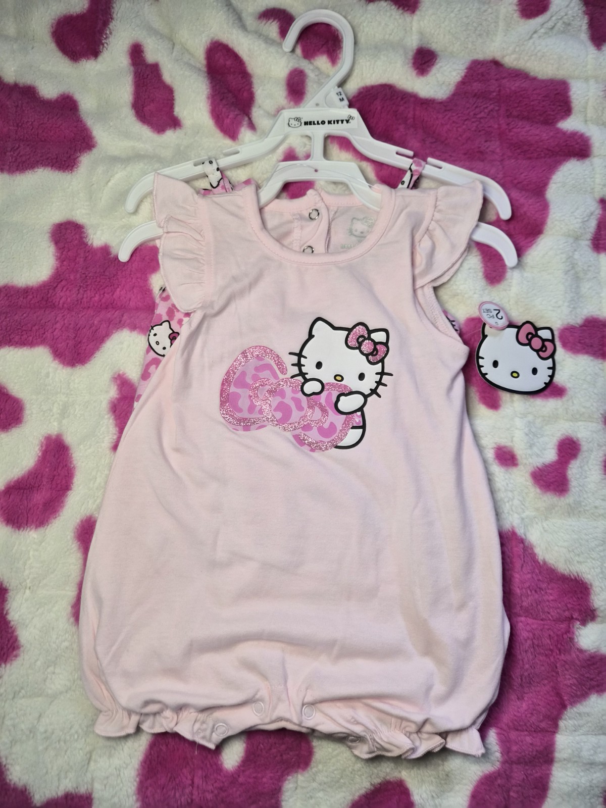 12 Months Hello Kitty Pink Leopard 2-Piece Romper Set – New, See Description