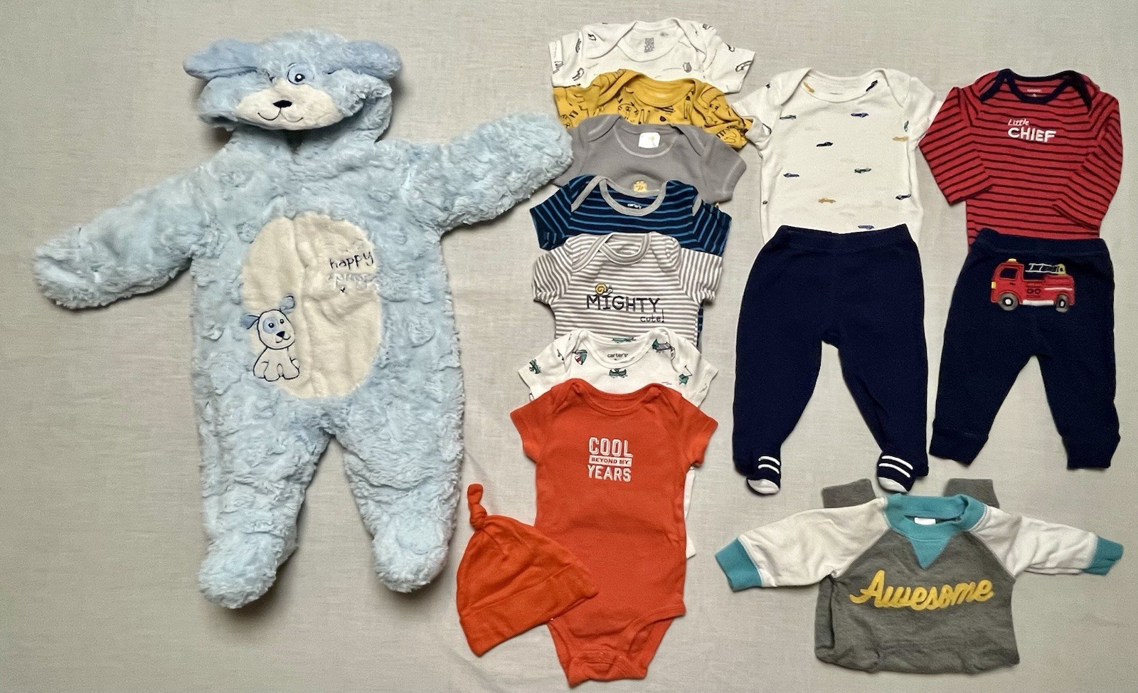 Carters Baby Boy 3 Months Lot 7 one pieces,1 Romper,2 Outfits,1 Hooded Sleeper