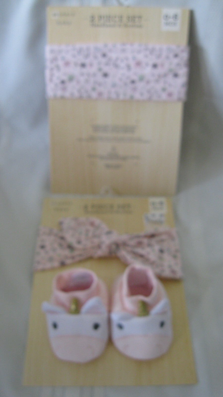 New Modern Baby 2pc set Unicorn Headband & Booties size 0-6mos