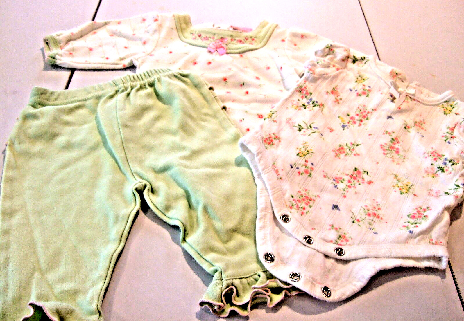 Lot of 3 Piece Lime Green & White Outfit by Baby Grand & Walt Disney, Sz 0-3 Mos