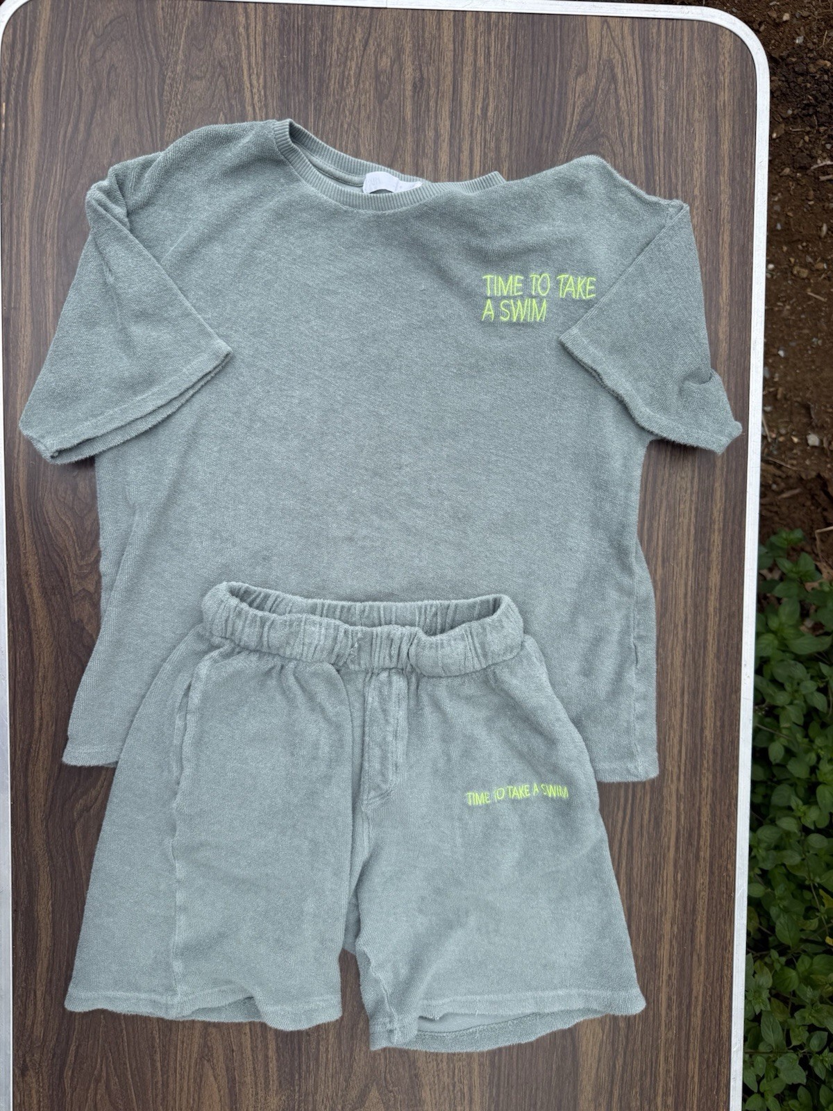 Zara Boys Terry Cloth Towel SAGE GREEN Shirt & Shorts Set Boys Sz 9 Swim EUC
