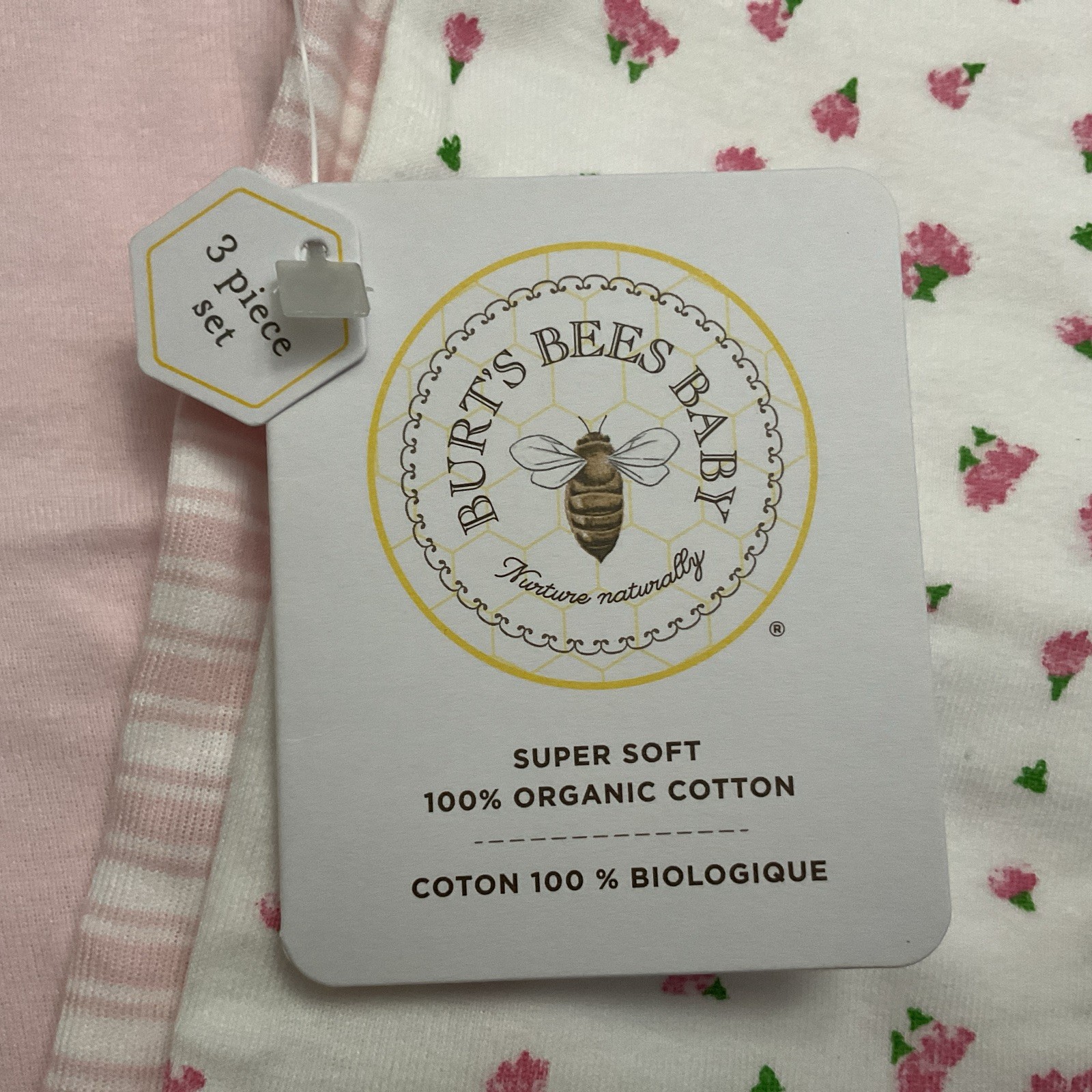 NEW Burt’s Bees Baby Blanket +Changing Pad +3 Piece Bodysuit – Shower Gift Set!