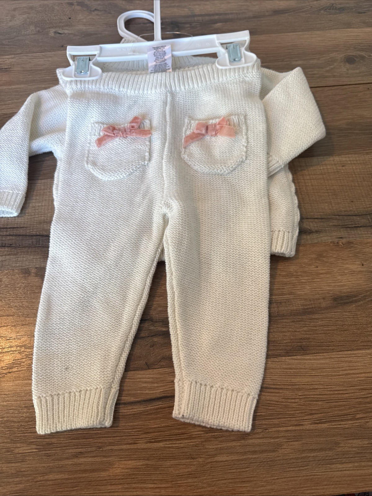 Nicole Miller Baby Girl Sweater Set Beige Pink Bow On Back 3 6 Months NWT Ruffle