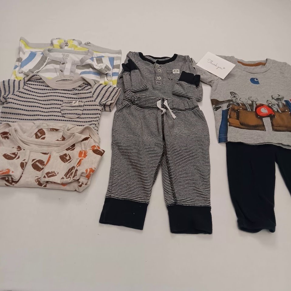 BOYS 9 MONTH CLOTHES FROM CARTER/ BABY ESSENTIALS/ EASY PEASIE ORGANIC/ CARHARTT