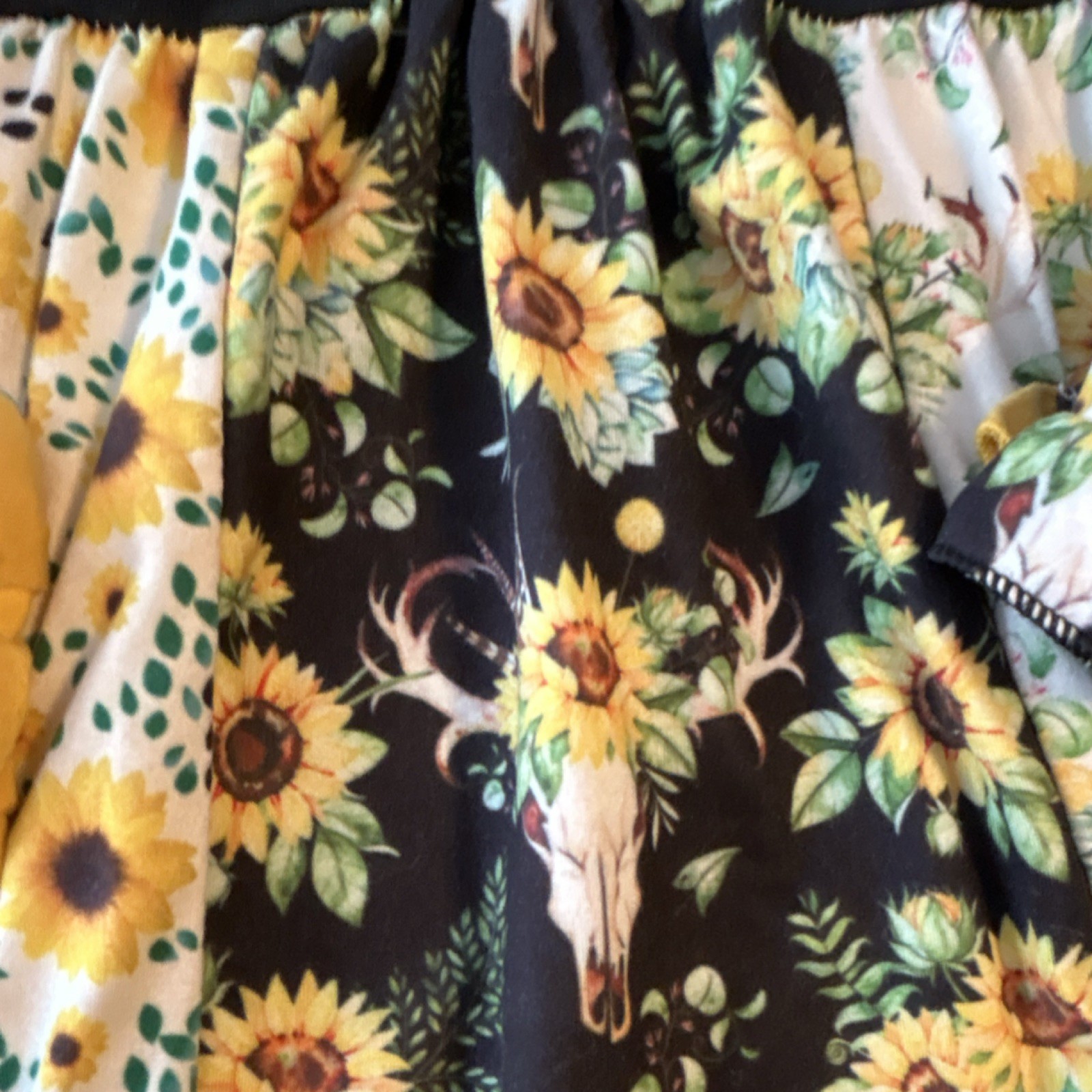 Girls 2T 2-Piece Sunflower Floral Striped Ruffle Top & Pants Set