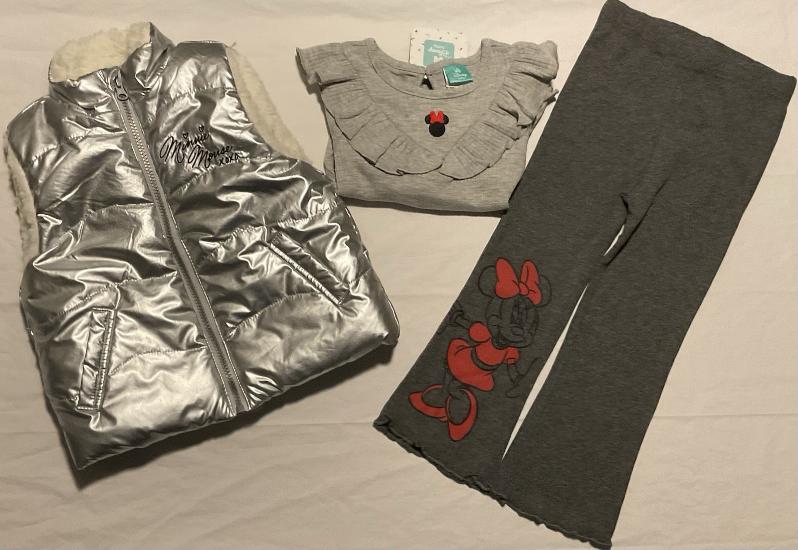 Girls Minnie Mouse 3 pc set Silver Vest With Sequins Long Sleeve Top Pant 24 Mos