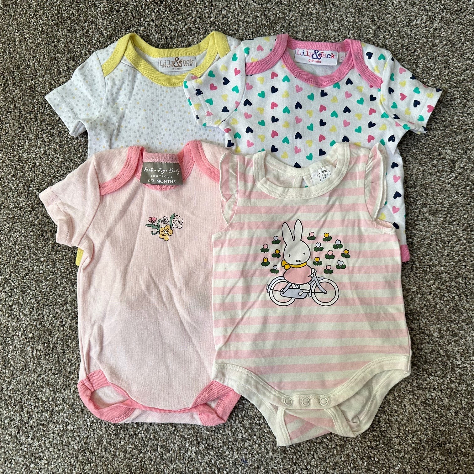 NEW 4 PACK! Baby Girls 0-3 Months Bodysuit Lot Infant Newborn Clothes Gift Set Q