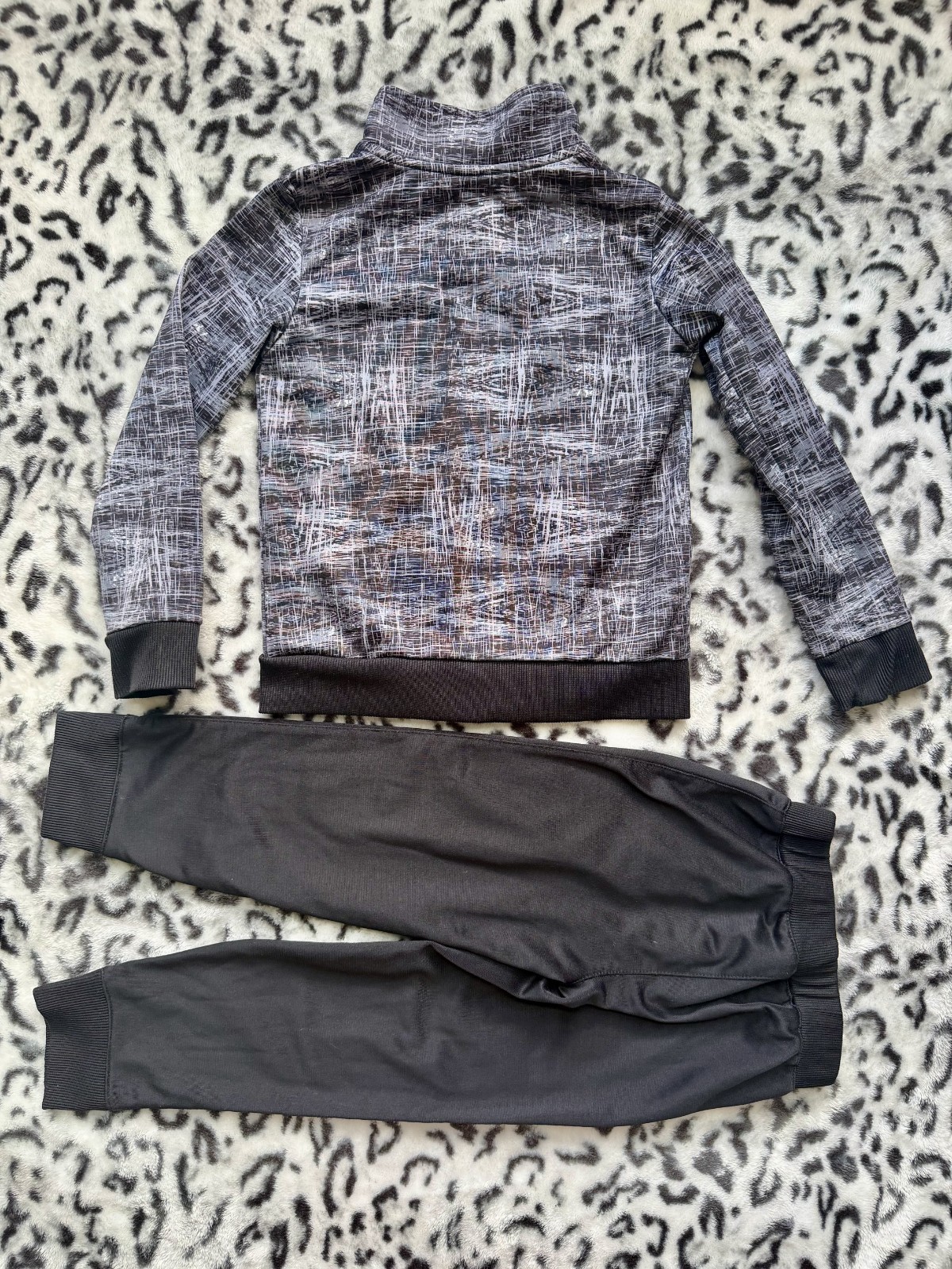 Kids Boys Puma Active Wear Tracksuit Jacket + Pants Black Red Grey Size Small