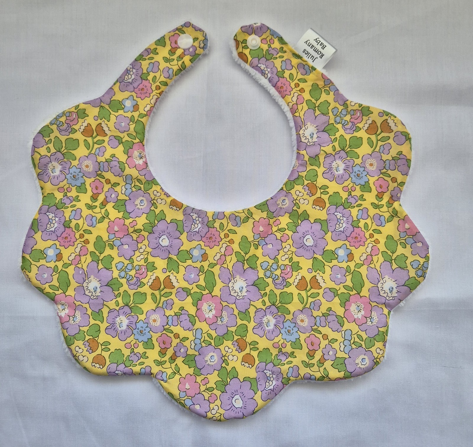 Baby Liberty Betsy Fabric Scallop Bib 0-24 Months