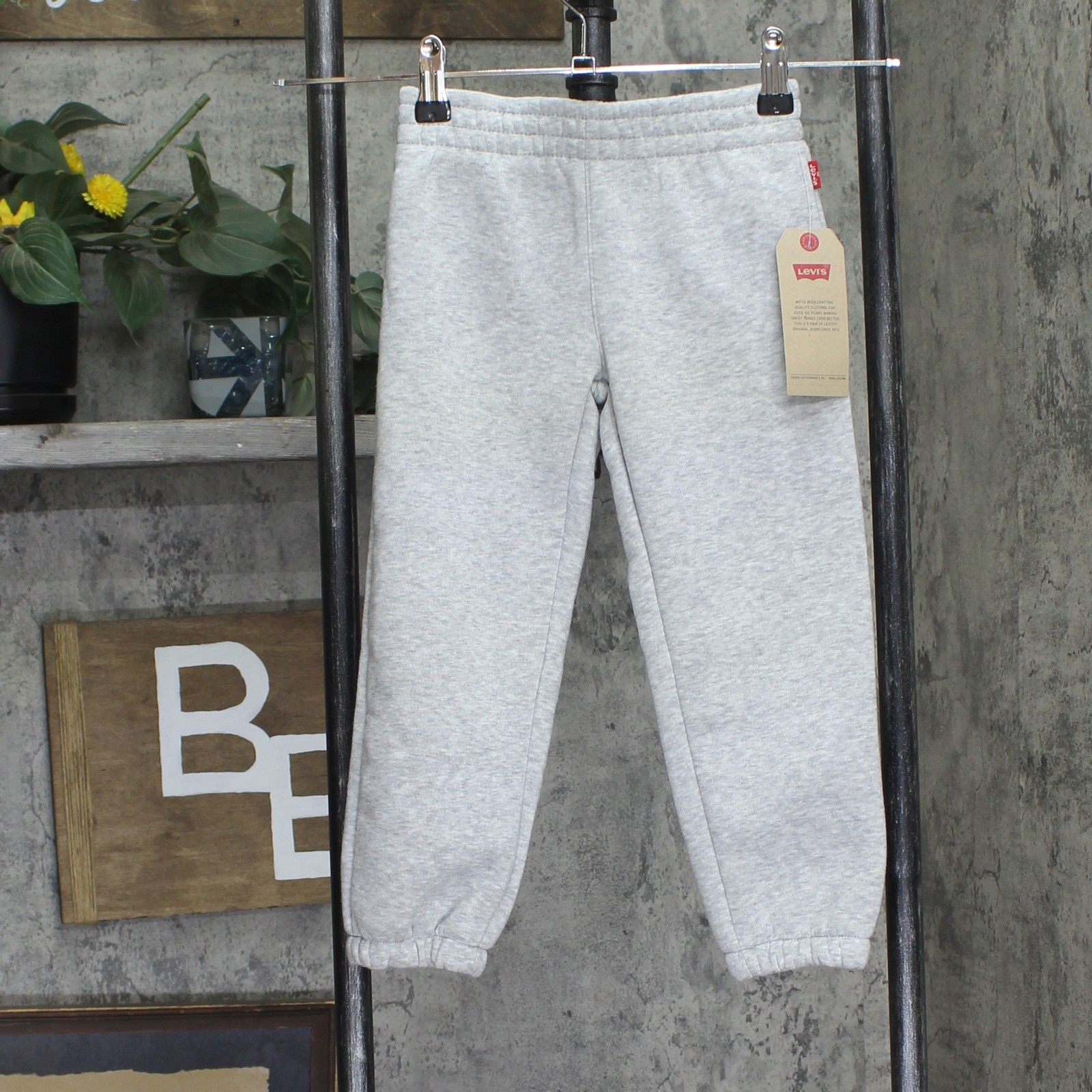 Levi’s Little Boys 2-Piece Pullover Lounge Sweatpant Set Gray Heather XS (4)