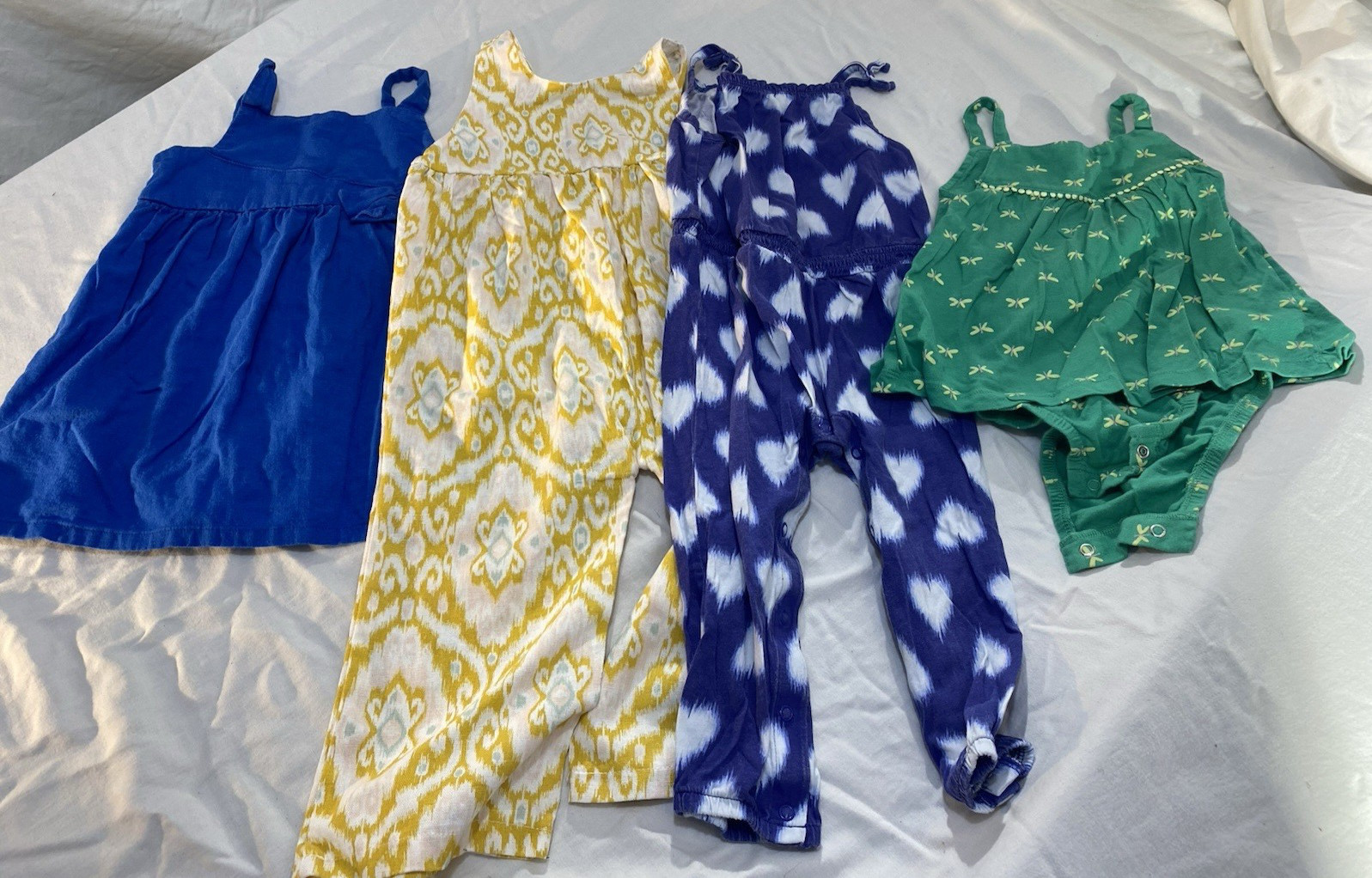 24 Month Summer Set of 4 Toddler Girls Clothes in great condition! so comfy!