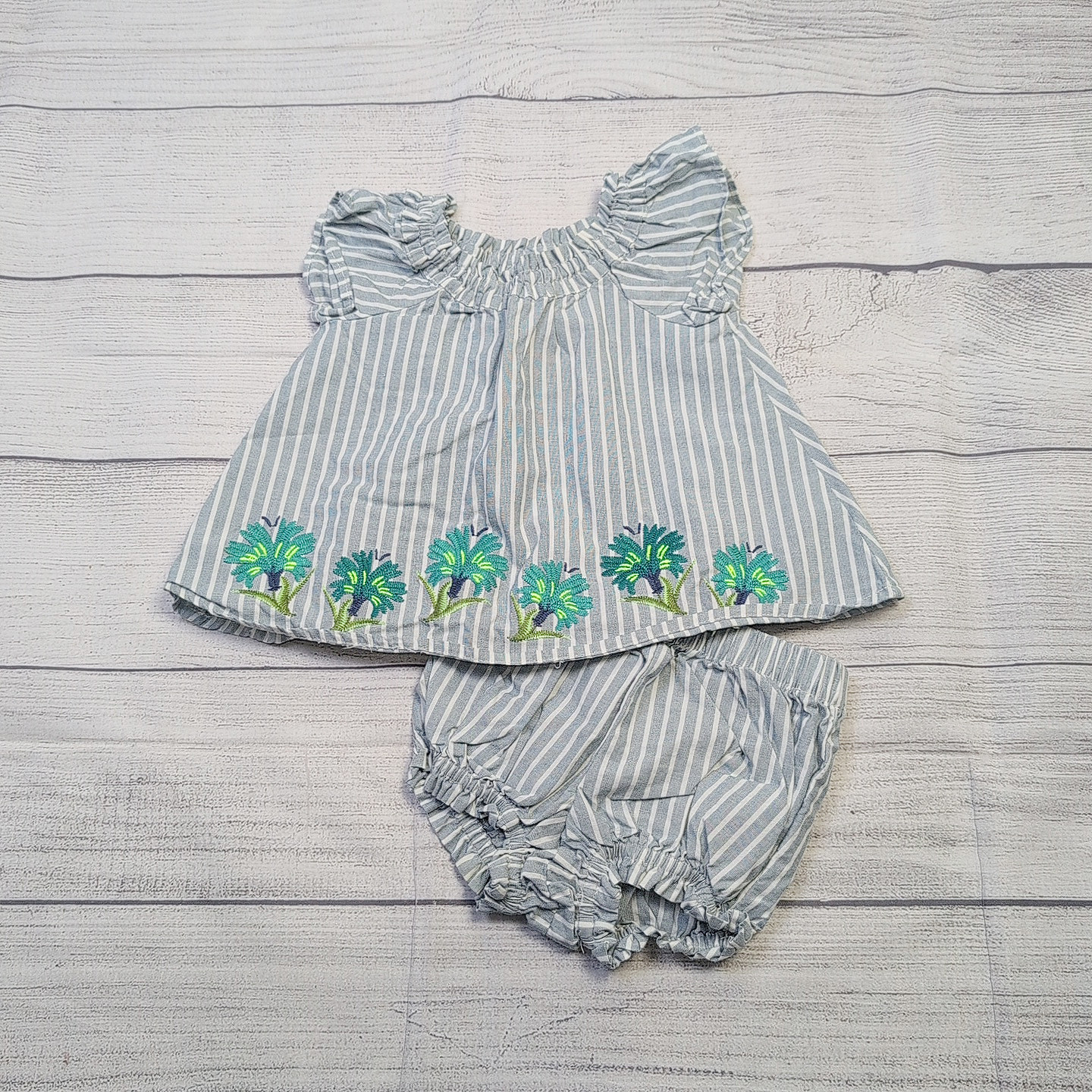 9/12m Tea Collection Floral Embroidered Baby Outfit