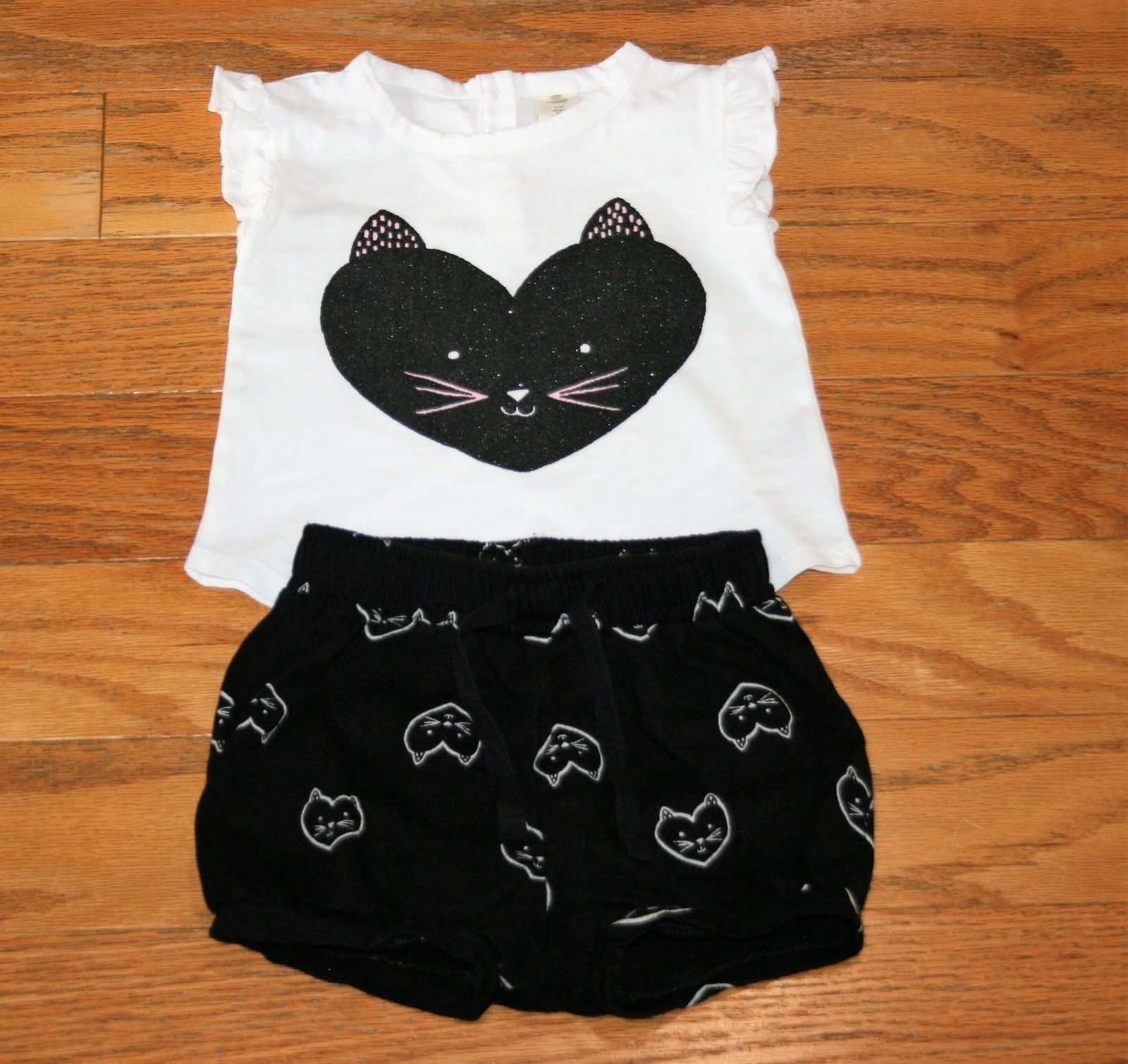 Tucker Tate BabyGirl 2 pcs set Size 6 months
