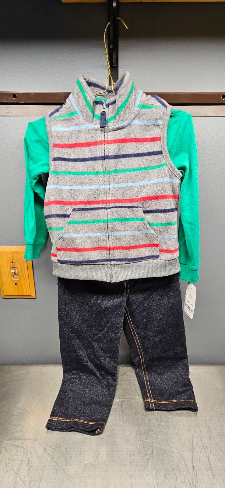 Carter’s Toddler 3-Piece Set with Fleece Vest, Bodysuit and Pants. Size 24M NWT