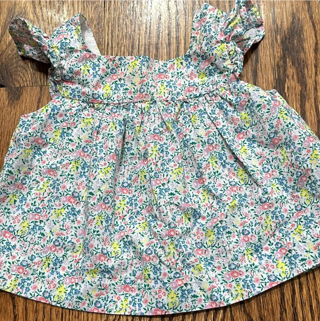 Baby Gap Girl 0-3Mo Top, Ruffled Skirt, Headband, & Floral Flutter Sleeve-NEW