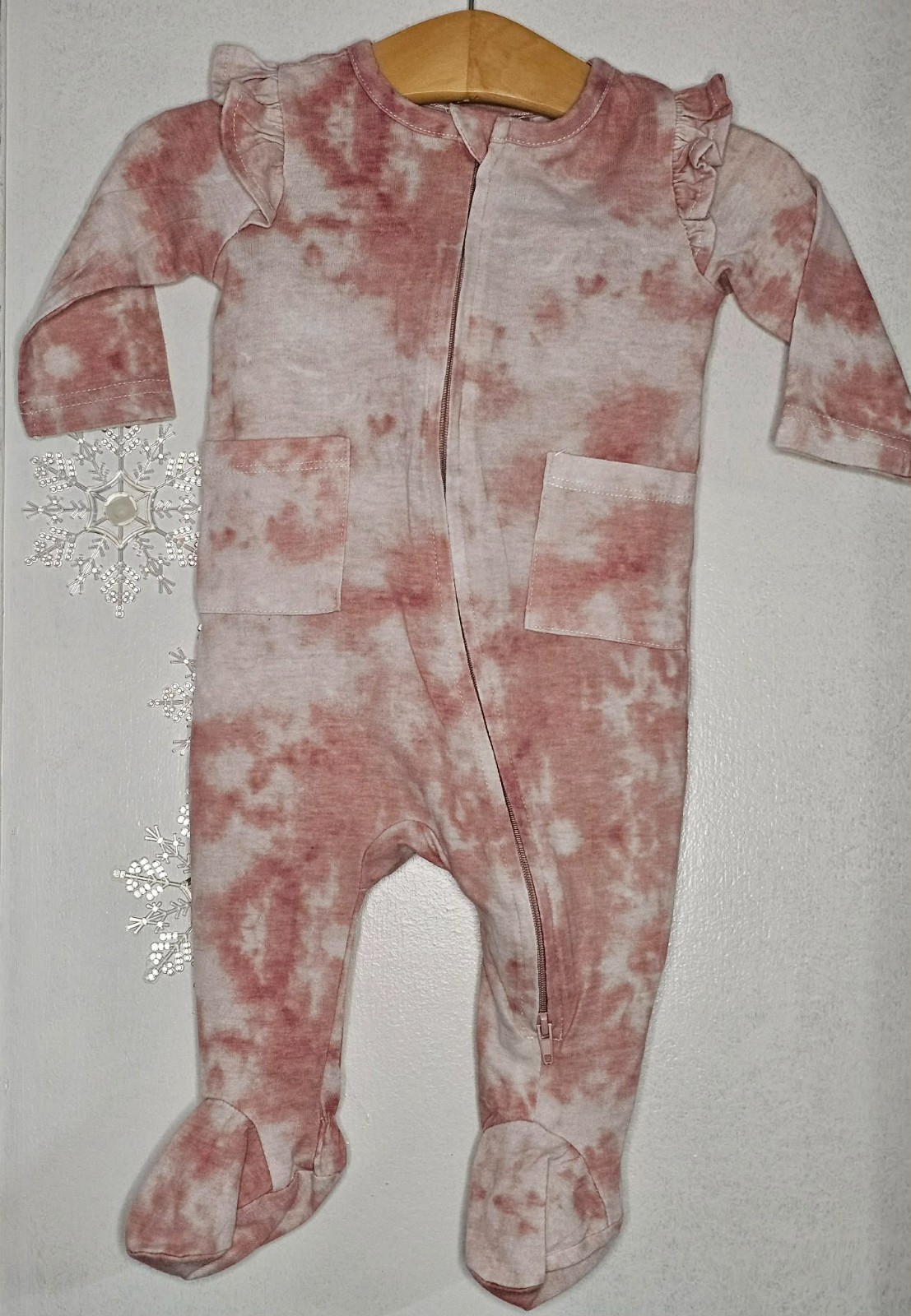 Jessica Simpson 3-6 mo Footed Bodysuit with pockets includes Matching Headband