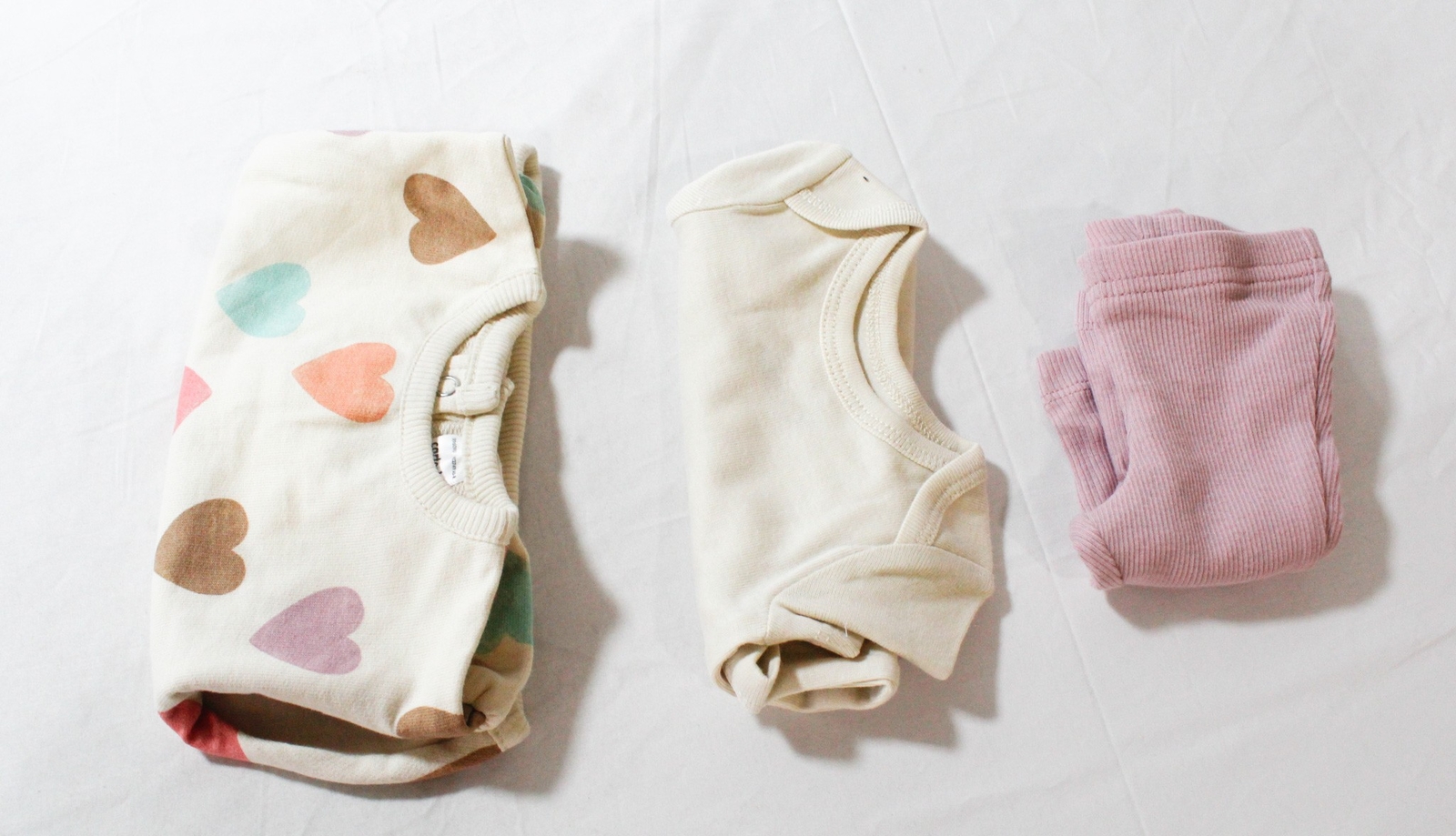 Carter’s Baby Girl’s 3-Piece Hearts Pant Set EJ2 Multi Size 0M (Newborn) NWT