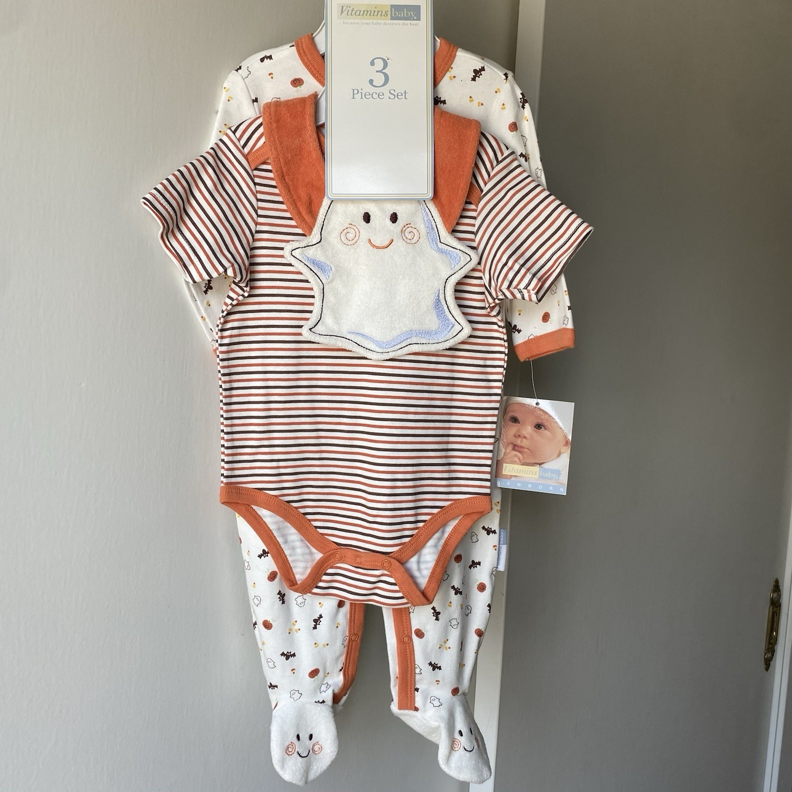 Halloween Outfit Size 9 Months NWT 3 Piece 2 Romper & Bib New Ghost Pumpkin