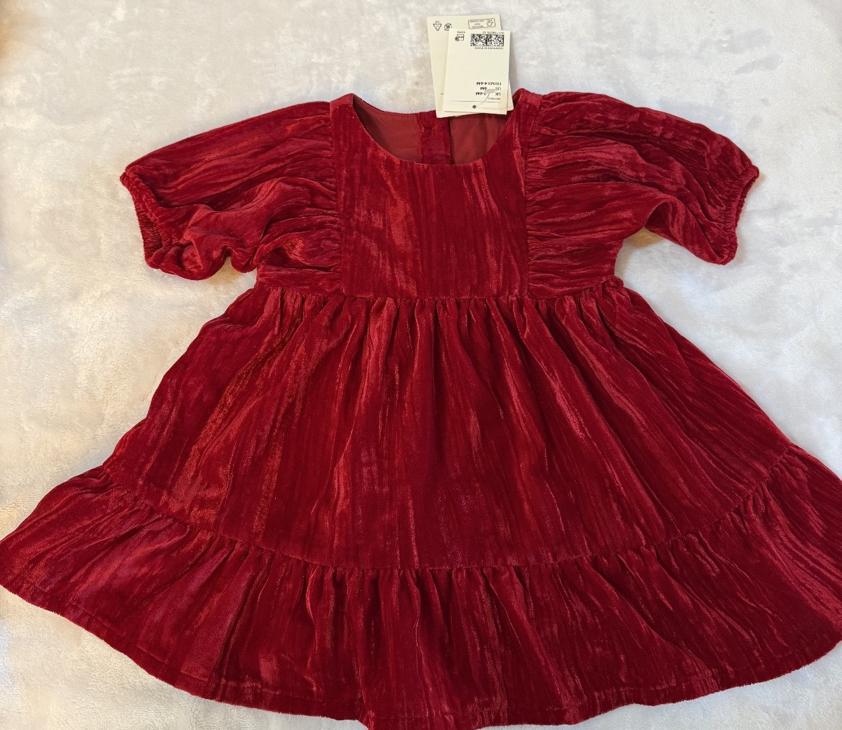 Baby Girl H&M Adorables Red Romper & NWT Holiday Velvet Puff Sleeve Dress 4-6 m