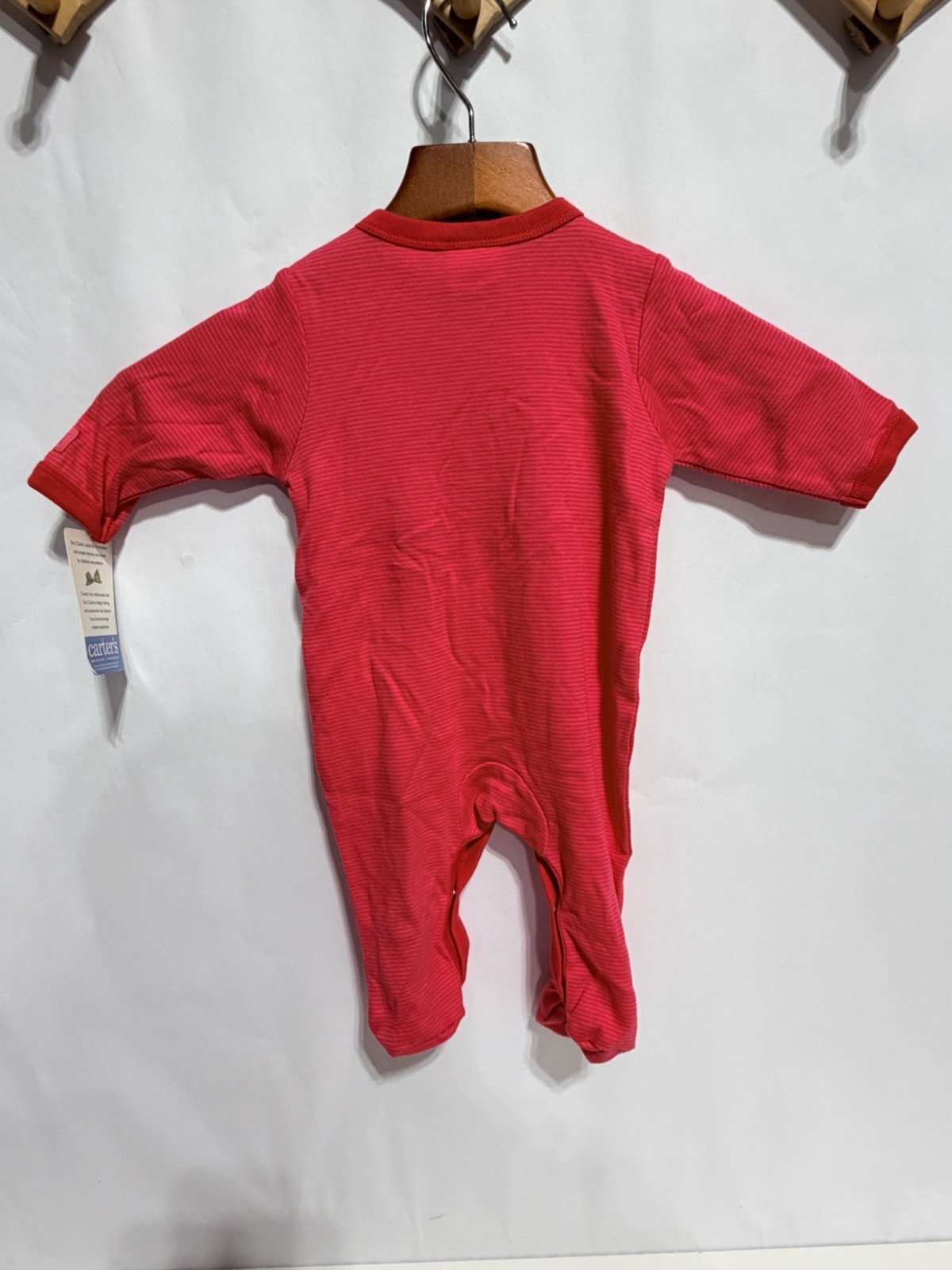 Vintage Y2K Carter’s Eric Carle 0-3 M NWT Strawberry Outfit