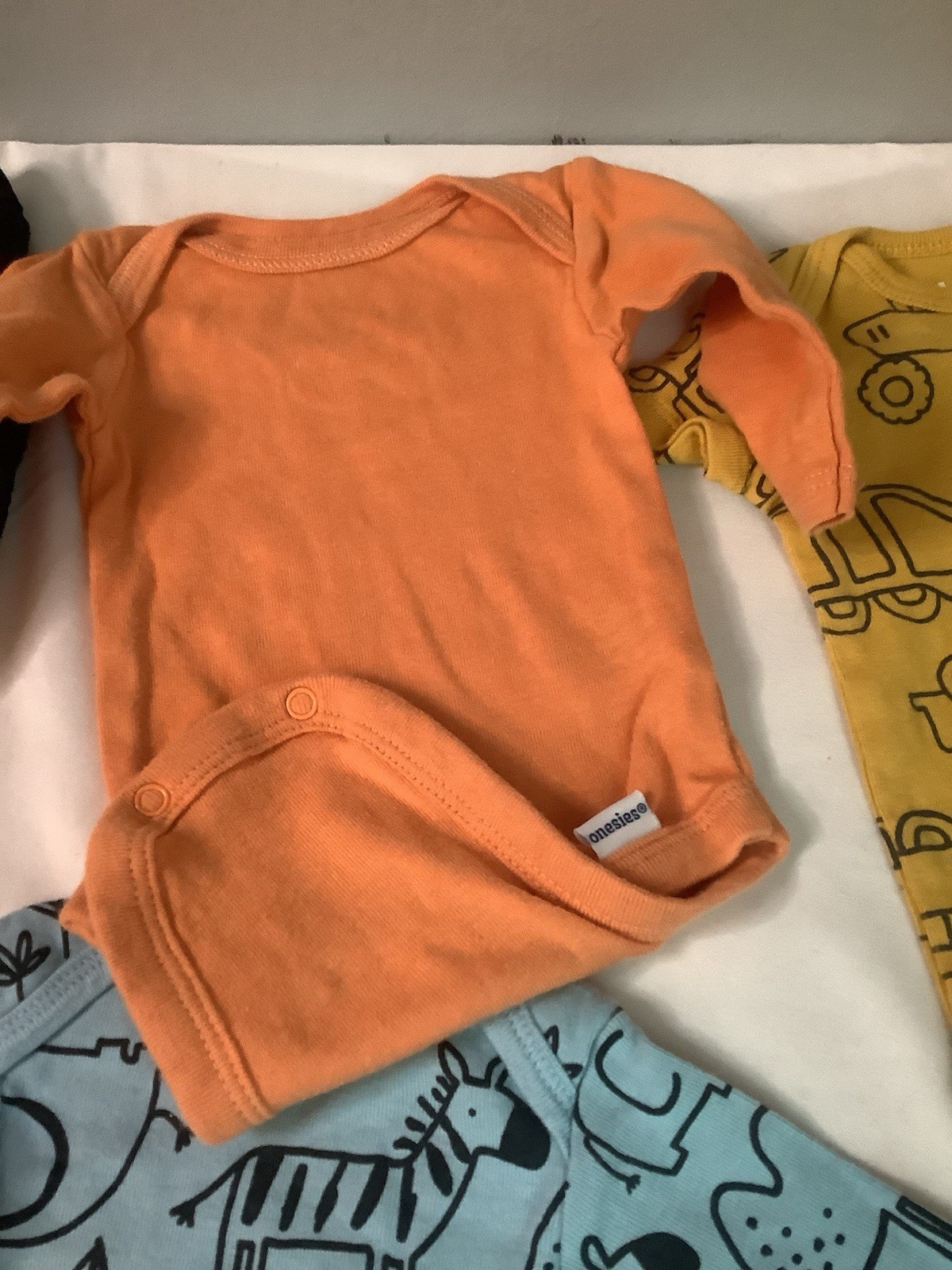 Baby Clothes New Born Boys Mixed Lot Gerber Onsies 6 Hats Lion Webok By Reebok