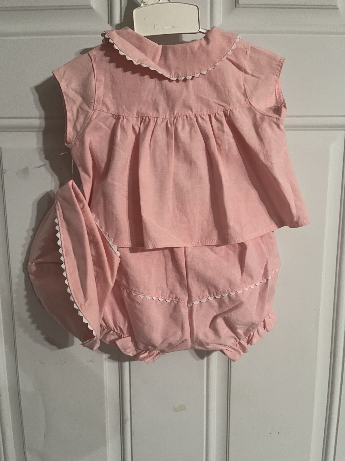 Vintage Baby Beluga New York 3 Piece Set ( Embroidered Top) NWOT Size 12 Months