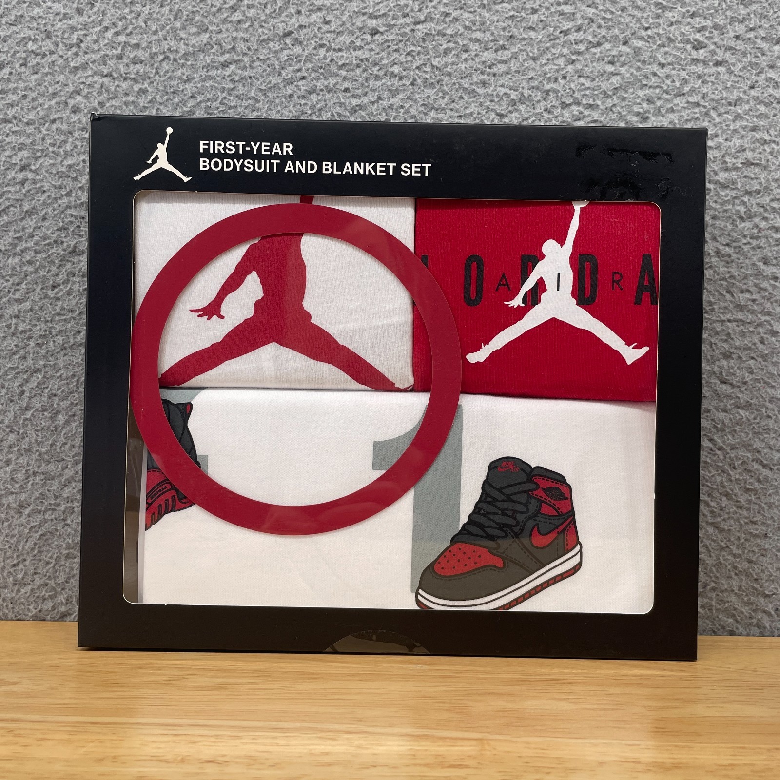 Nike Air Jordan First-Year Baby Bodysuit Blanket Milestone Gift Set Red Boy 0-12