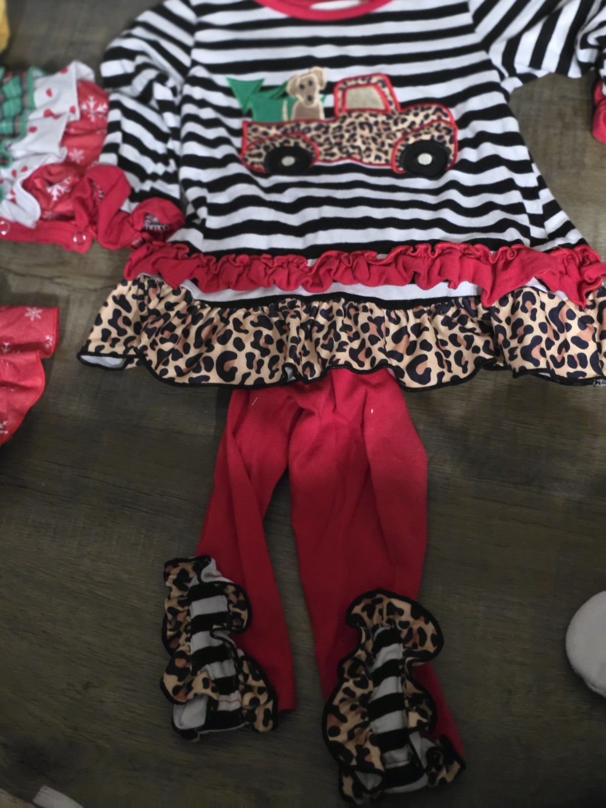 Baby Girl 12- 18 Mnth Lot With 6 Out Fits 1 Dress And 4 Pjs For WINTER