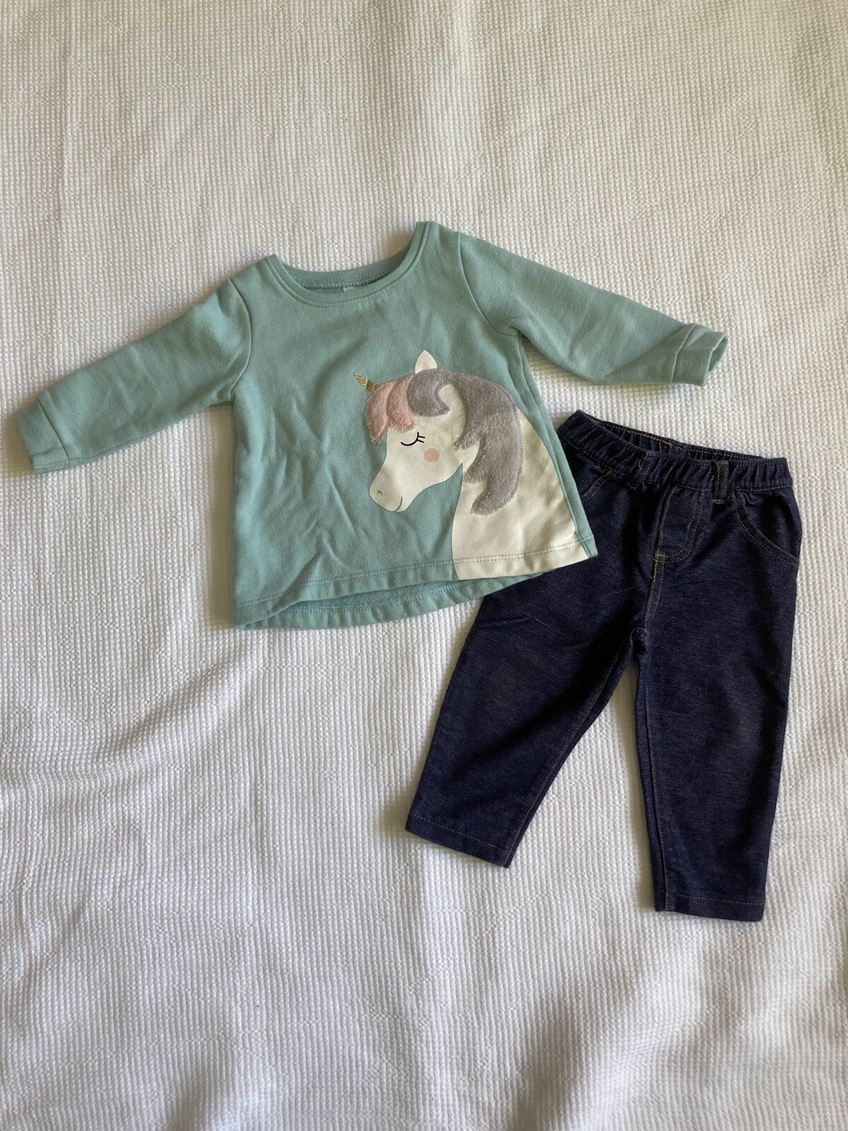 Carters Baby Girl 2 piece Sweatshirt And Leggings
