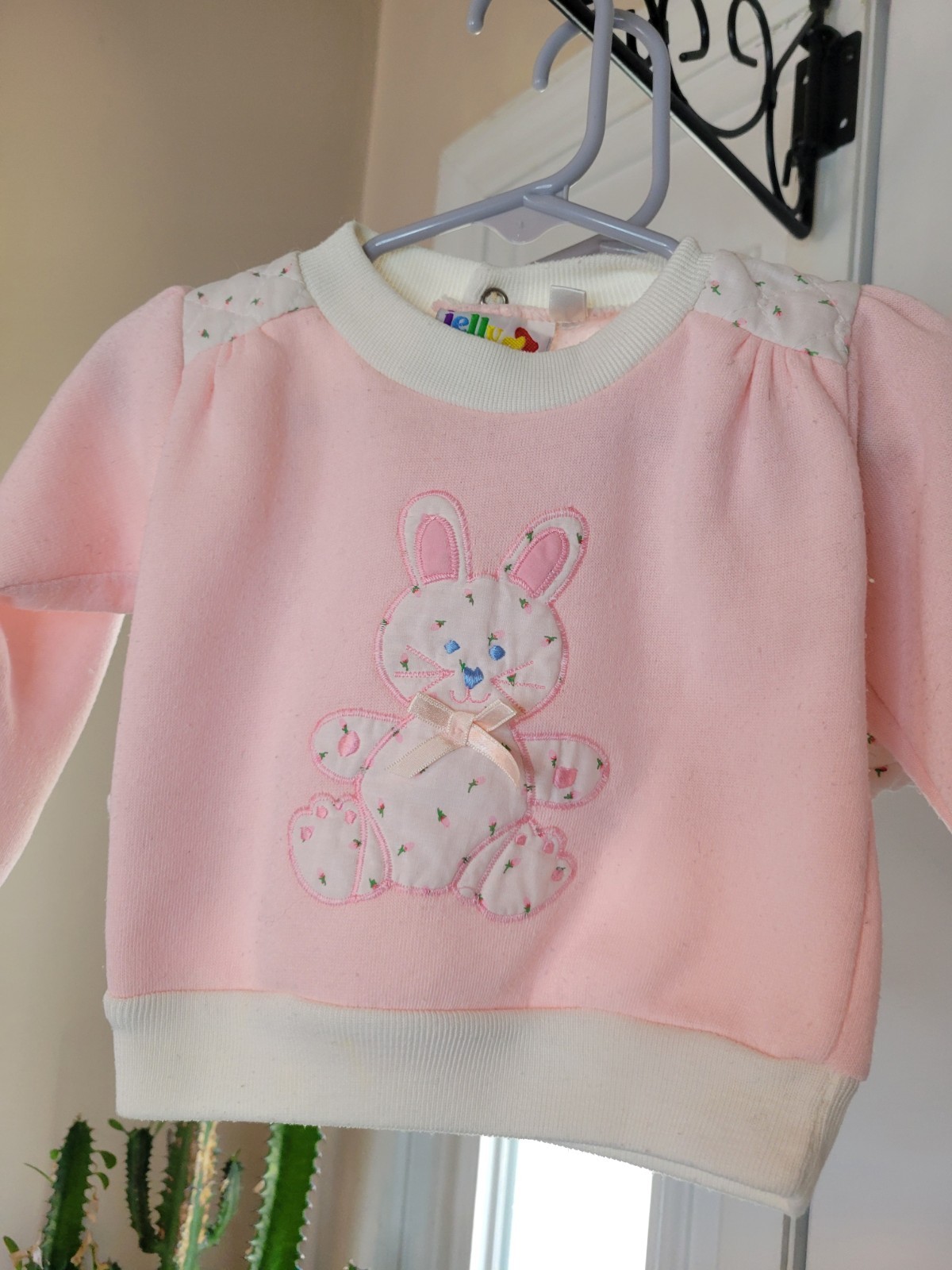 Vintage Jelly Beans Embroidered Bunny Pink Crew Neck 2 Piece, Size Infants 6-12M