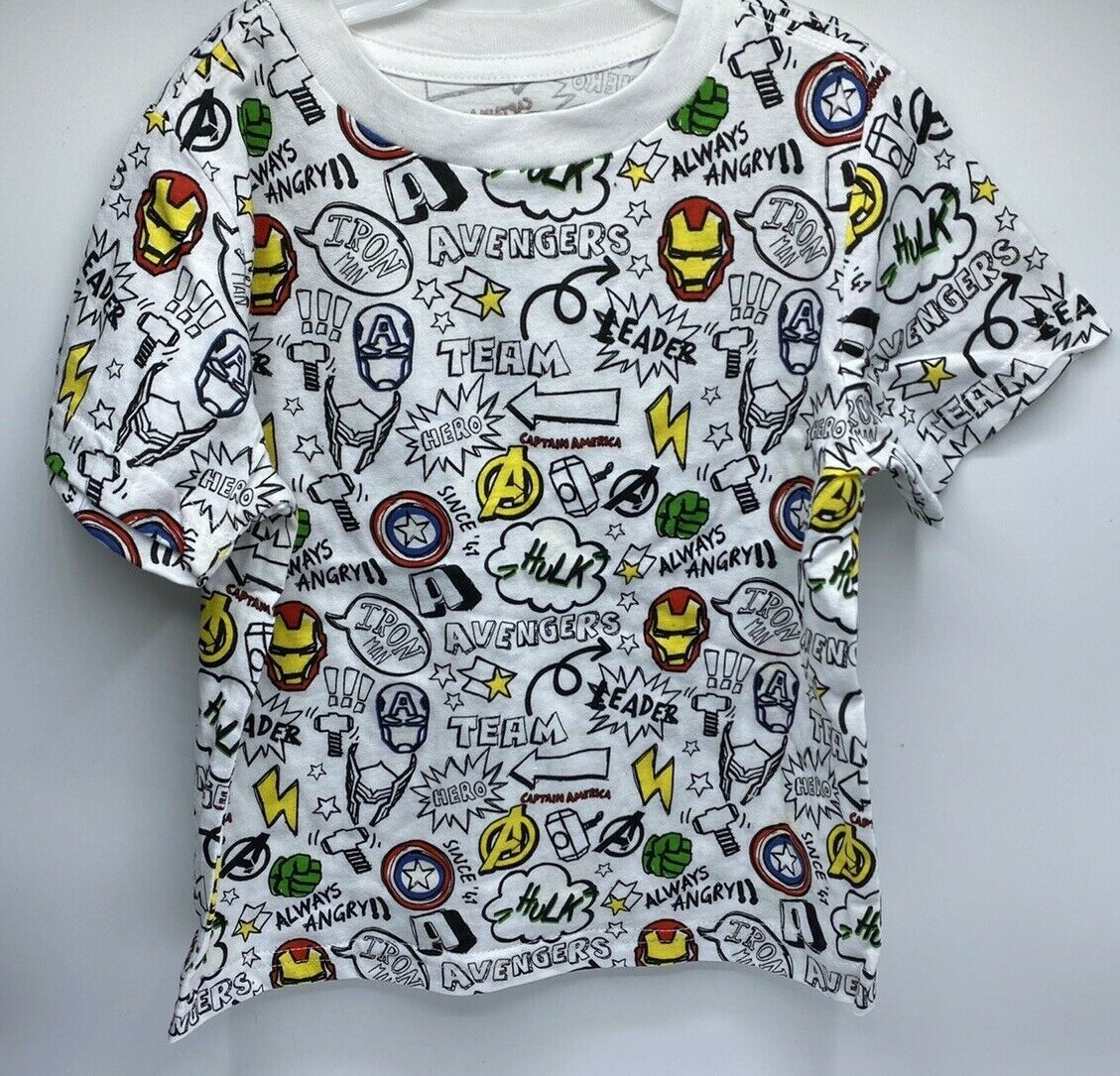 Boys Size 3T 3-Piece Marvel Avengers Outfit Set Pants T-Shirt & Full-Zip Hoodie