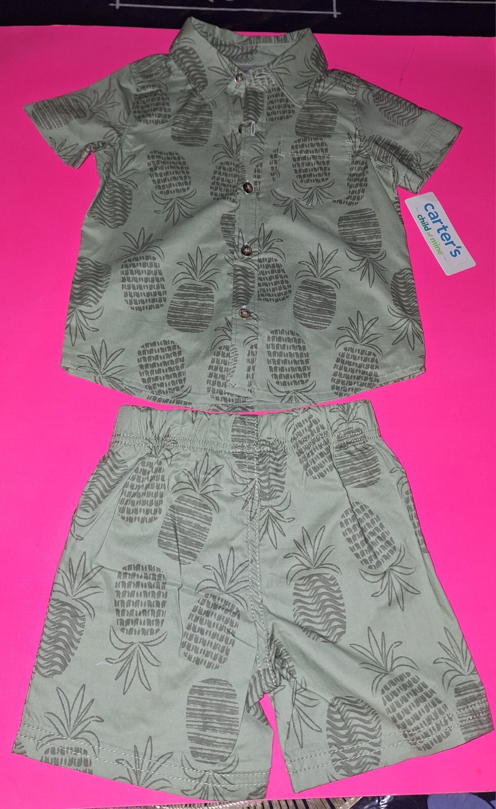 Carters Baby Boy 2-Piece Outfit Set Green Shirt/Short Toddler Sz 18. Mo