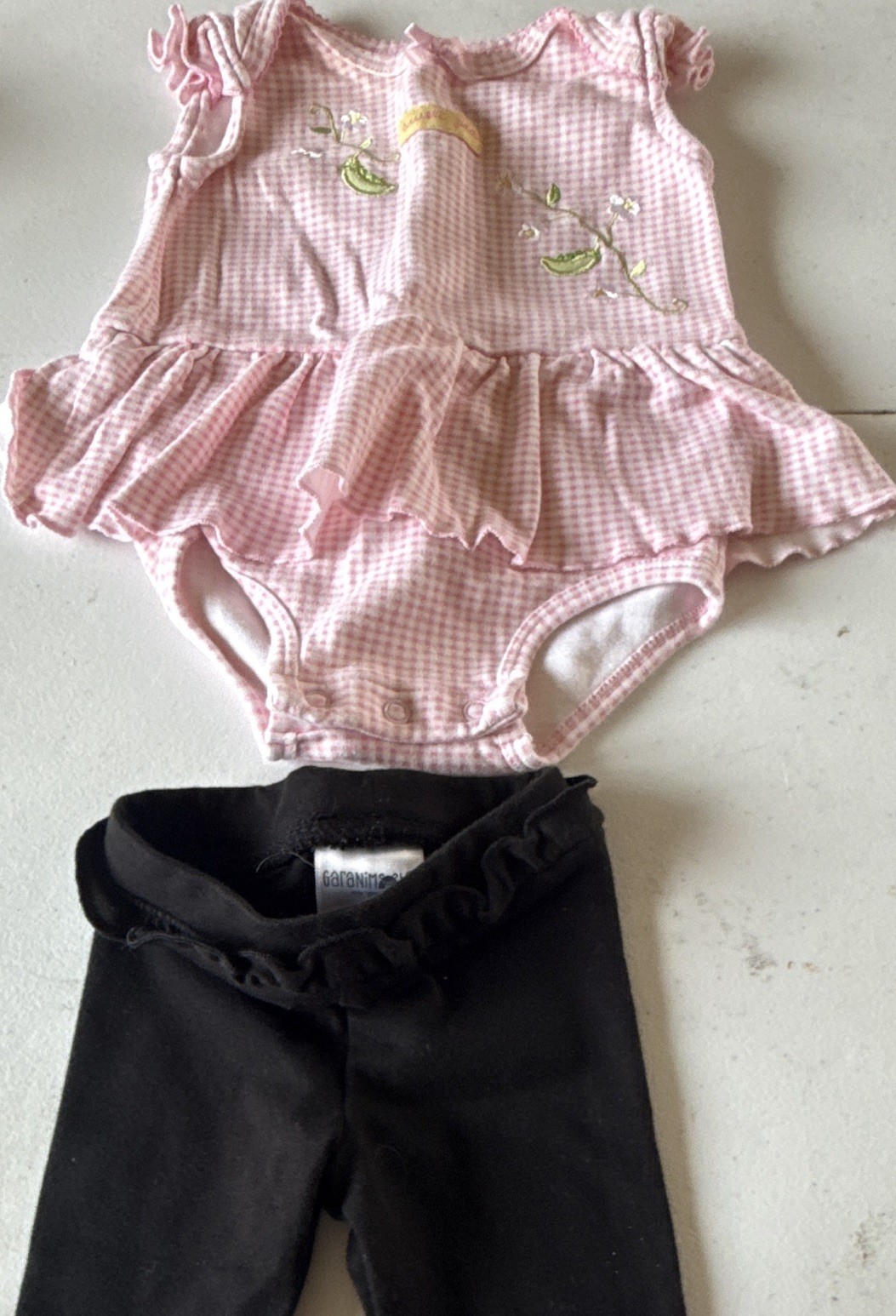 Carter’s SHEIN Garanimals 0-3M Girls 3pc Pink Bodysuit Romper & Black Pants