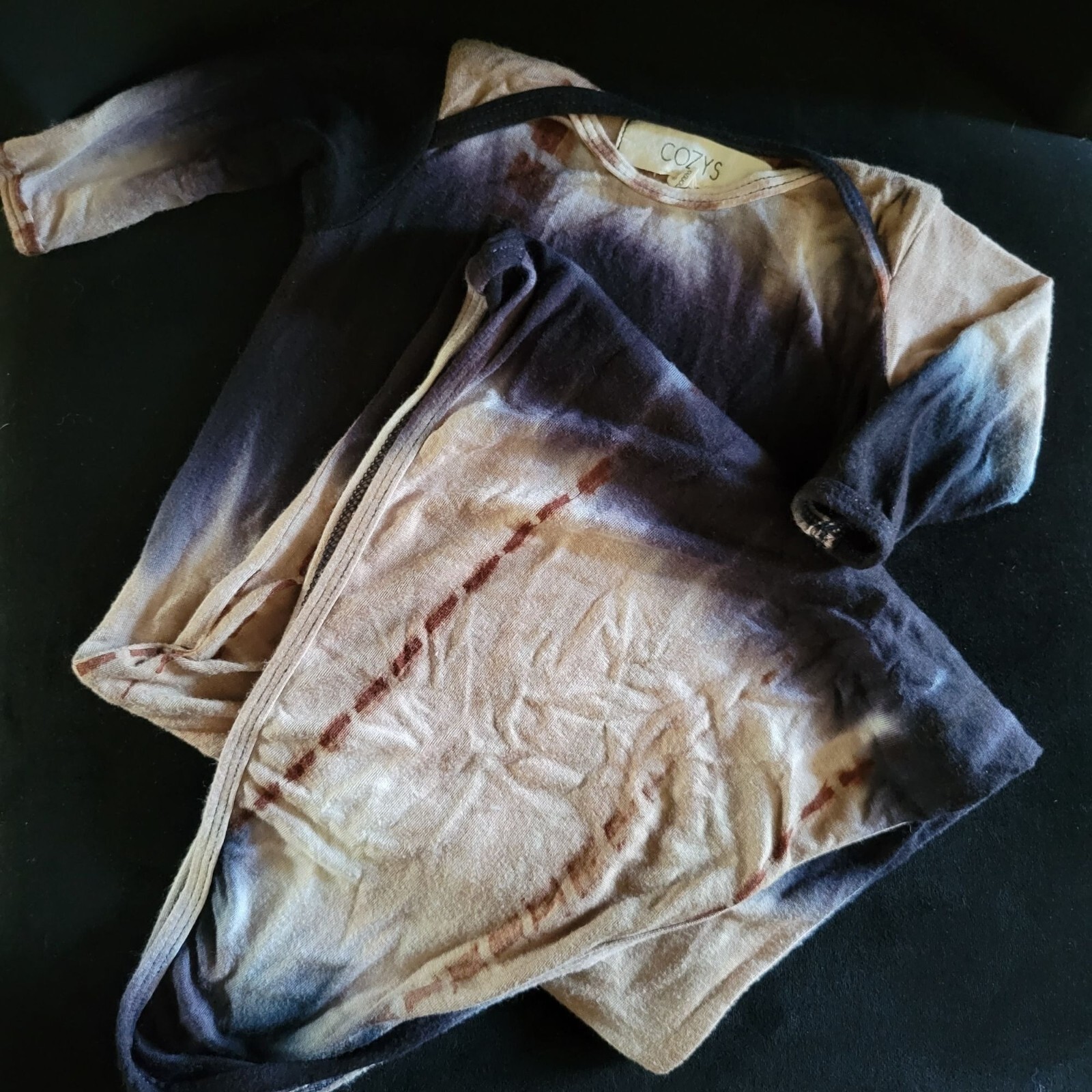 Cozy Blankets Black and Brown Tie Dye Knotted Baby Gown (0-3 months)
