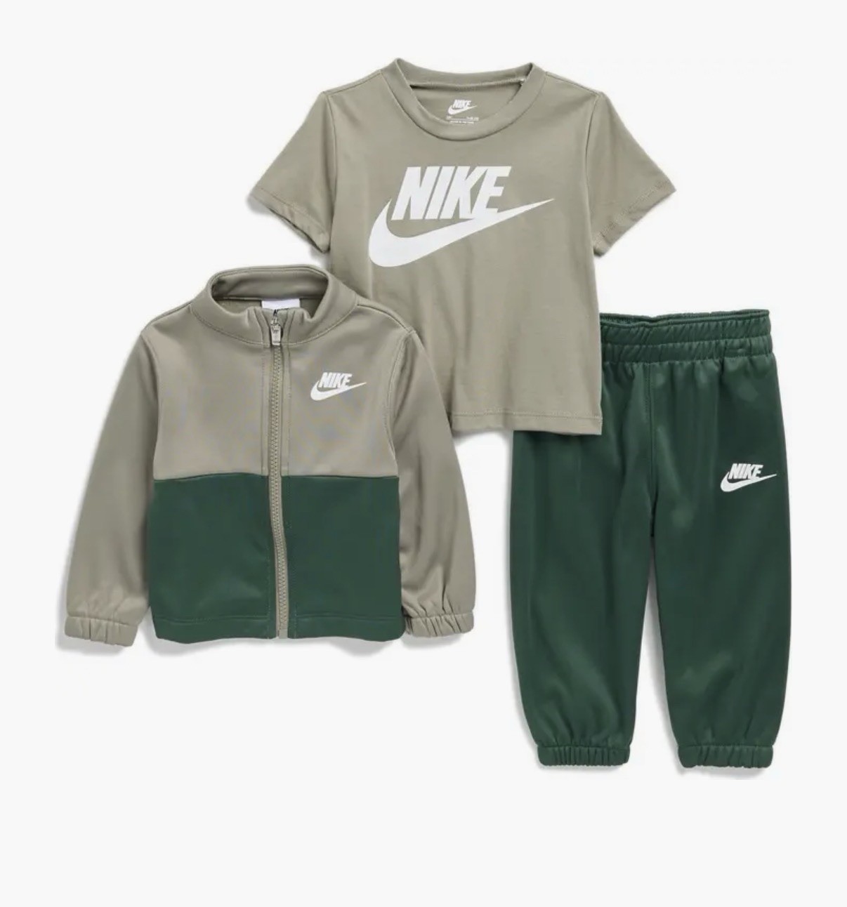 Nike Baby 3 Piece Set Size 12/18/24 Months Brand New