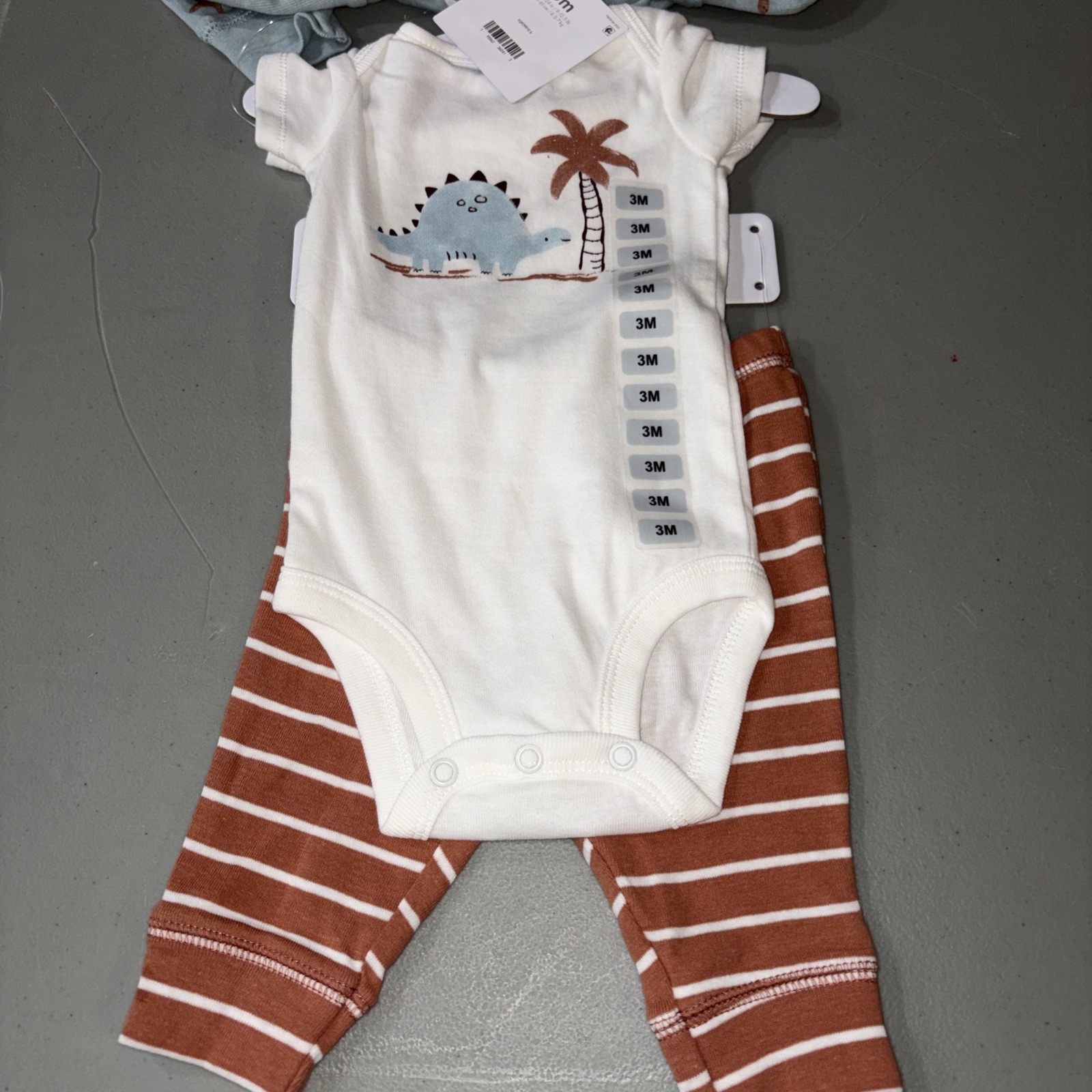 Carter’s Baby Boys’ 3 Piece Dinosaur Sleep and Play Set Size 3 Months