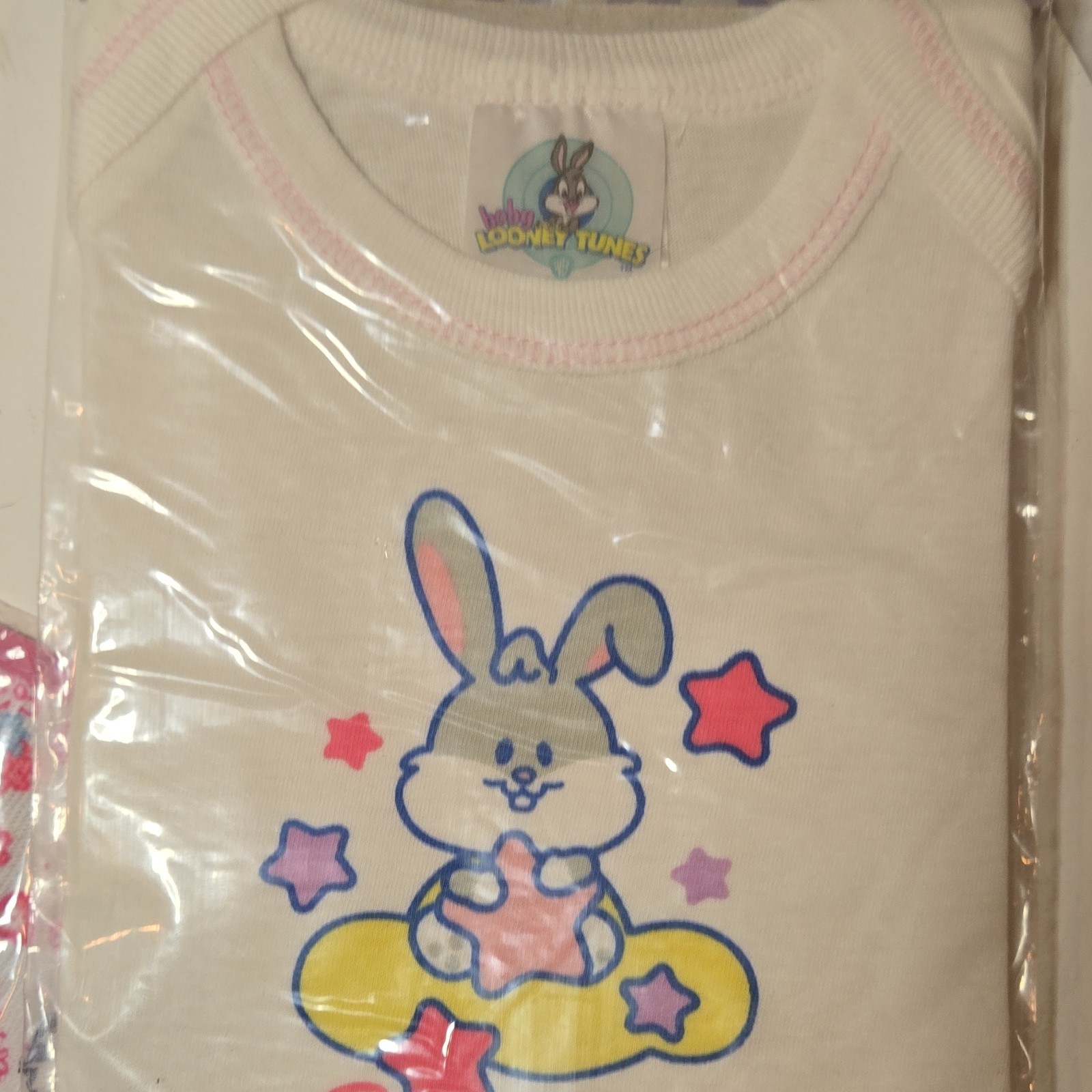 Baby Looney Tunes Tee Shirt & Burp Cloth. A1 Tweety Bugs Bunny Pepe Le Pew