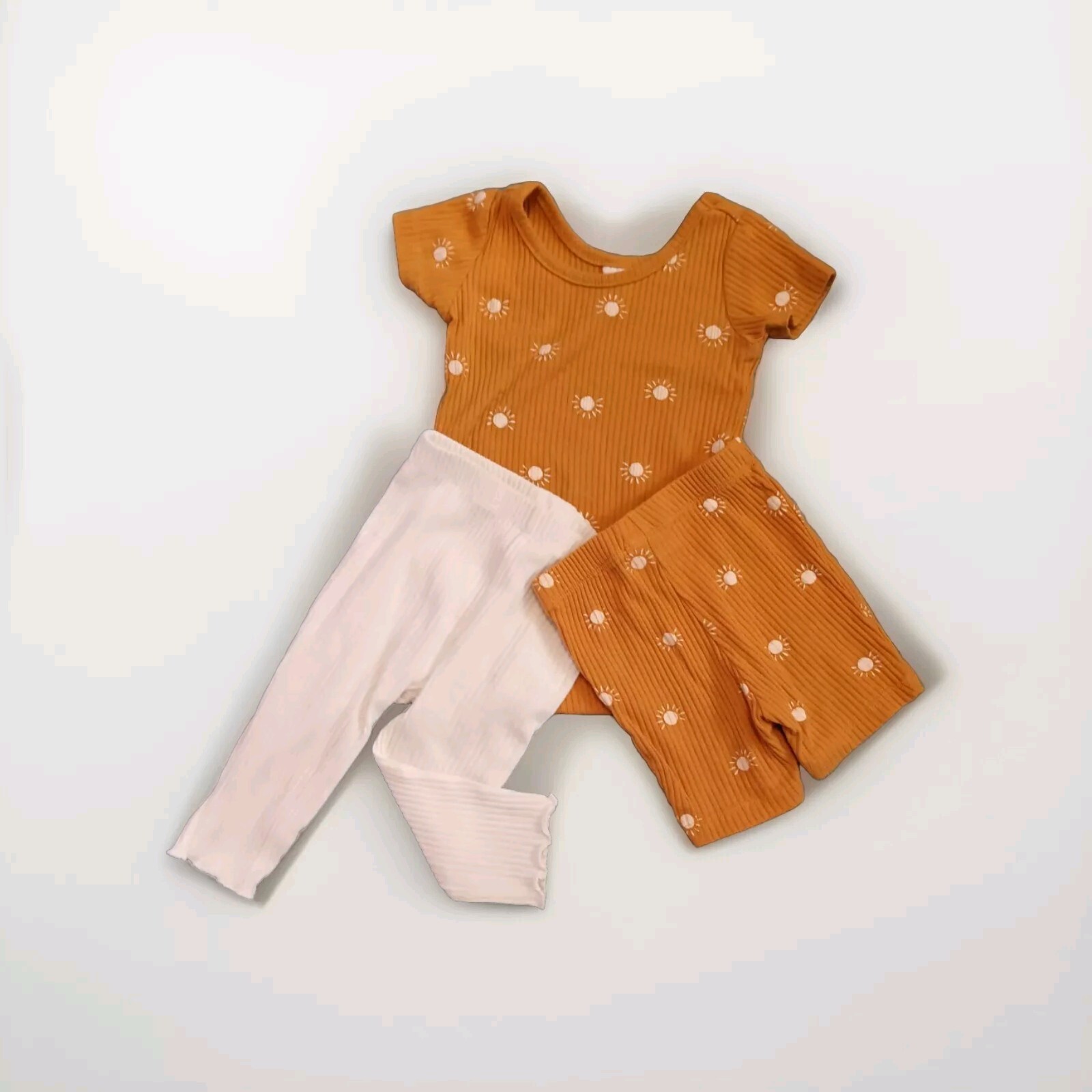 PL Infant Baby Girls 9 month 3 Piece Outfit Gold Bodysuit Leggings & Shorts