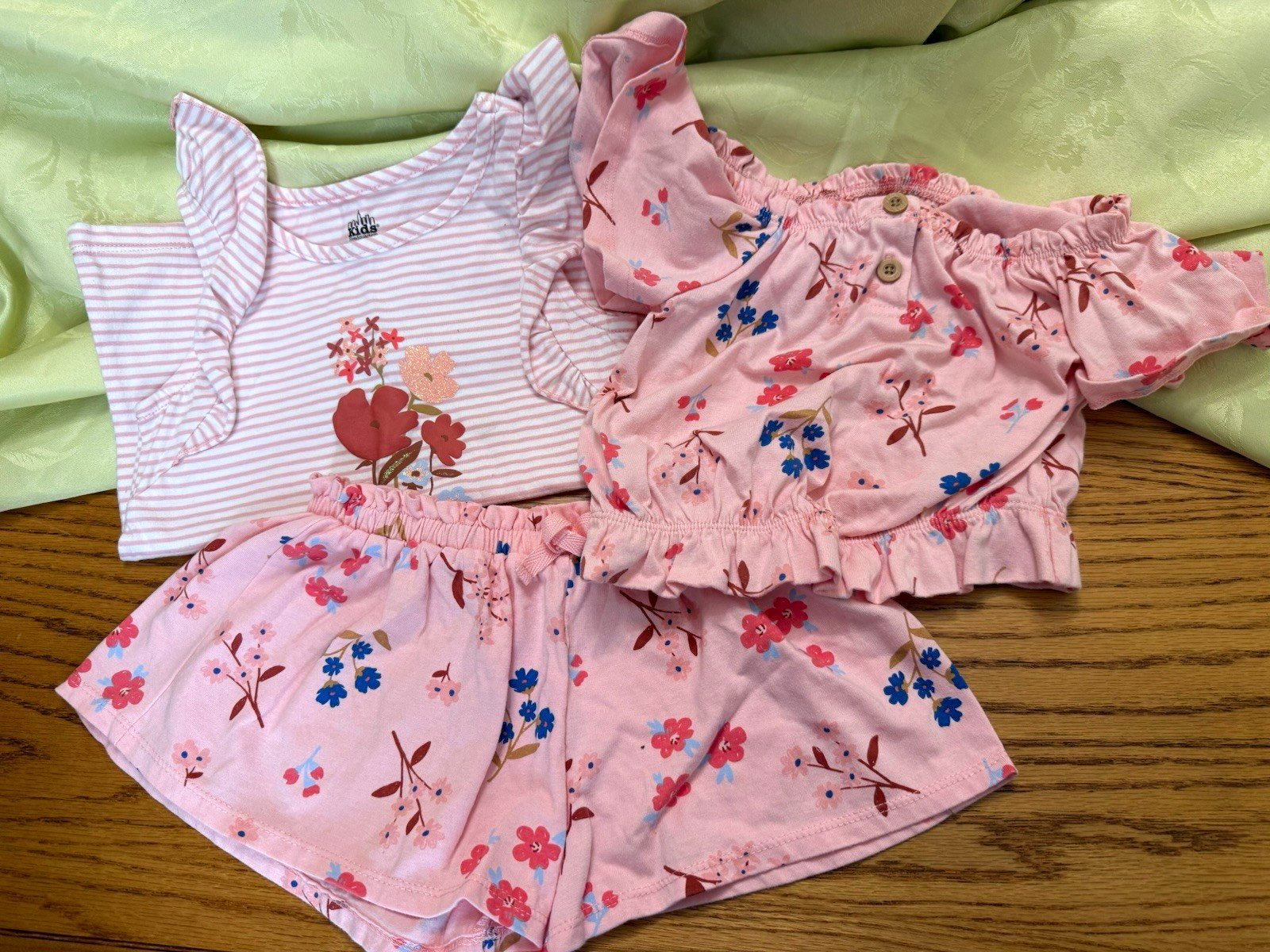 Kids Headquarters Girls 4T Pink Floral 3pc Shorts Set Tee Blouse Ruffle Button