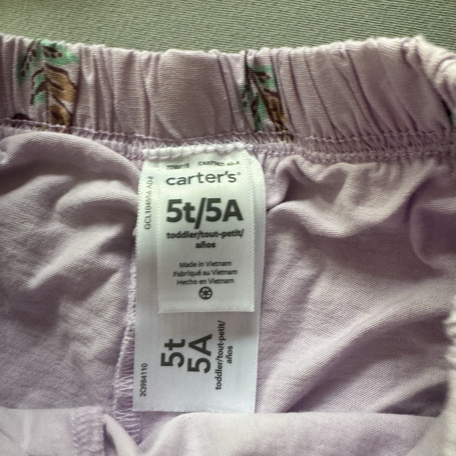 Carter’s girls NWT 5T shirt and skort set linen and cotton blend purple floral