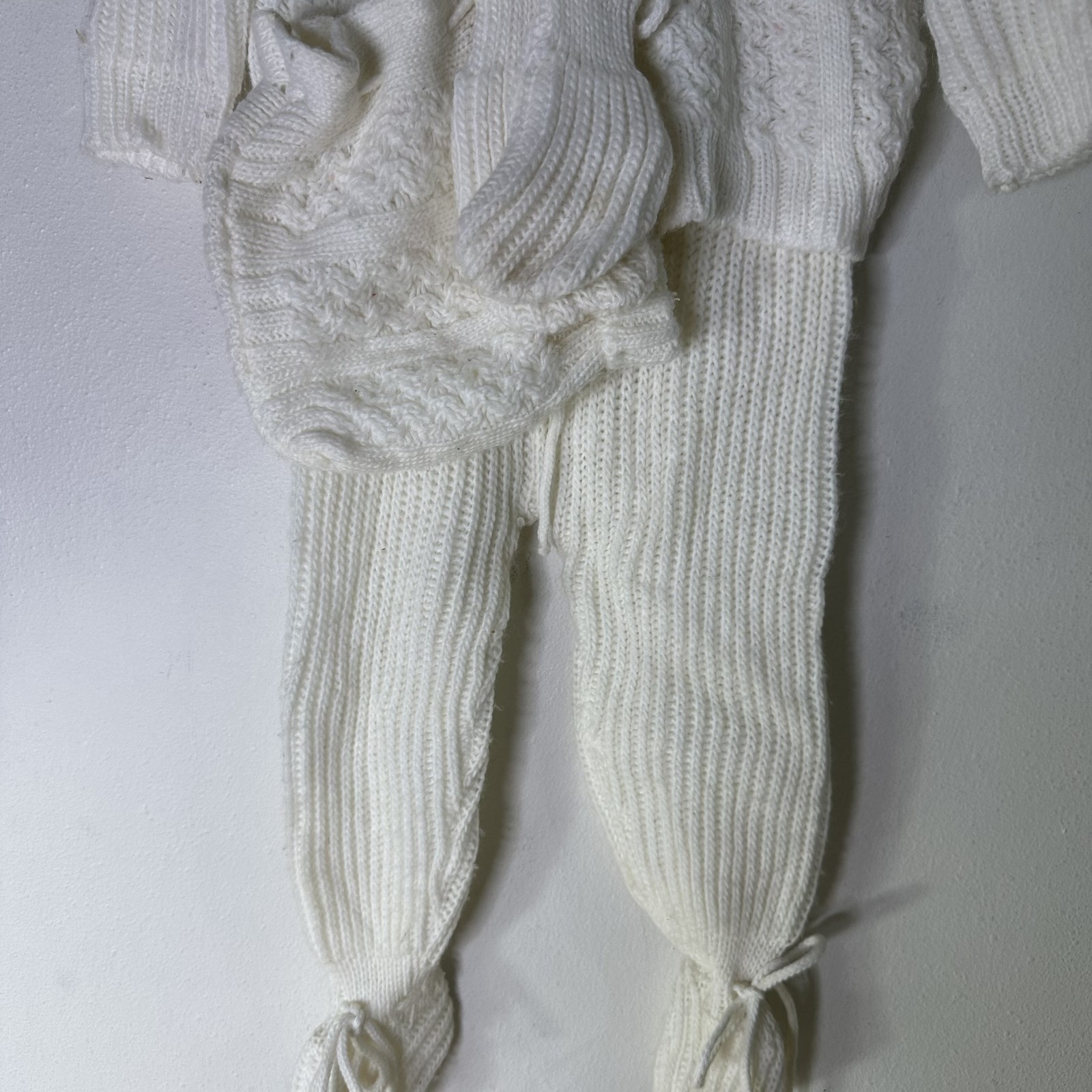 VTG CradleKnit Baby 18-24 M Sweater Pants Bonnet Mittens Set Outfit 70s Acrylic