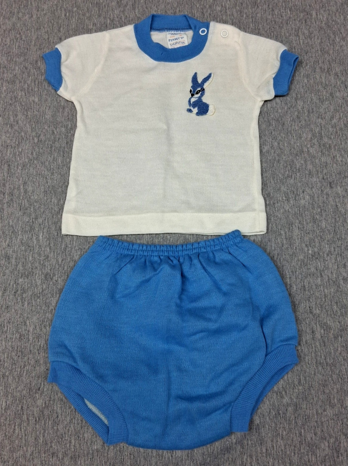 Vtg JcPenney’s Toddle Time 2 PC Blue & White Vinyl Shorts Bunny Applique~ Sz 1/2