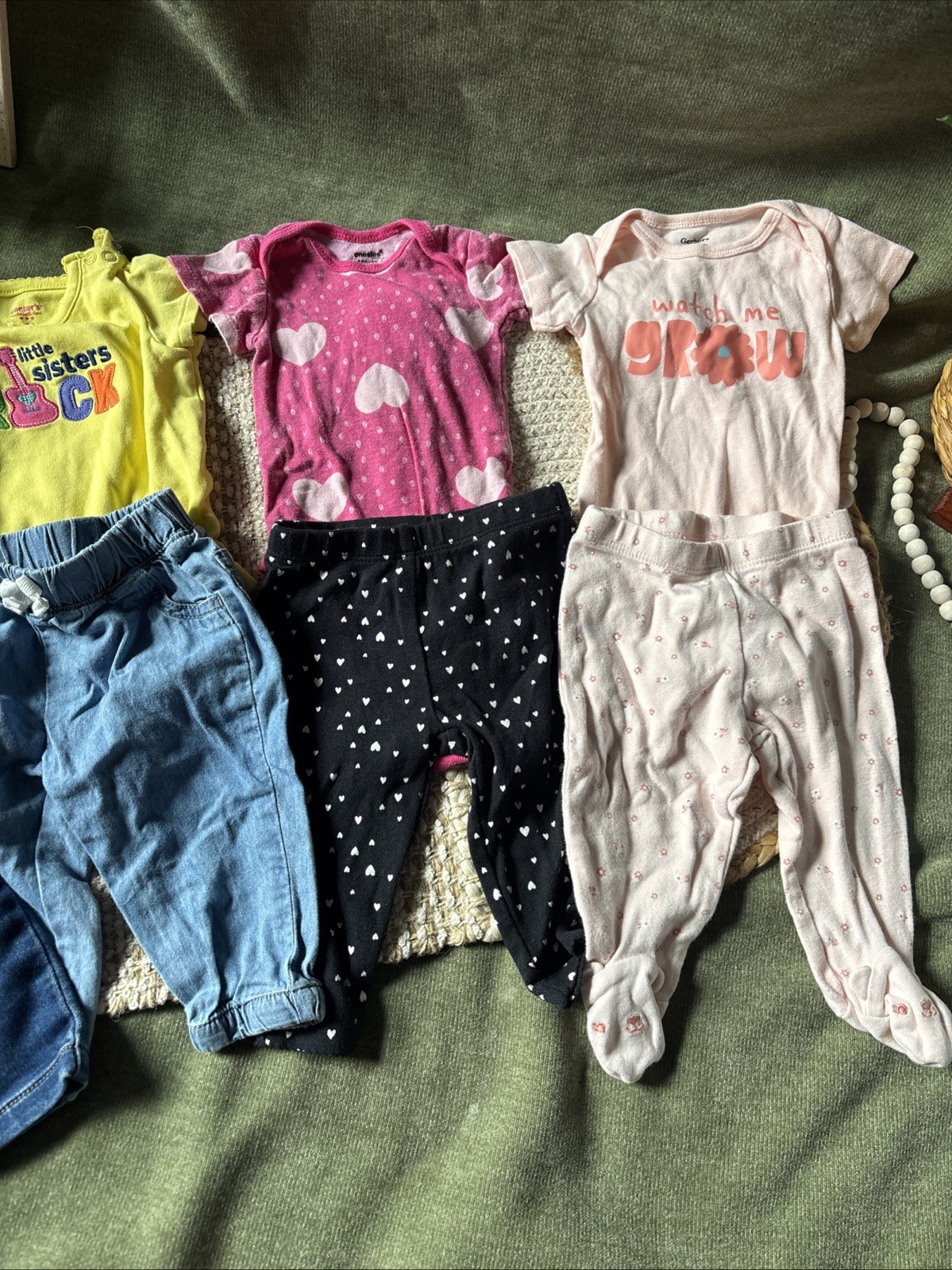 Baby Girl 0-3m Spring Outfits (4) Short Sleeve Onesies & Pants Gerber Carters