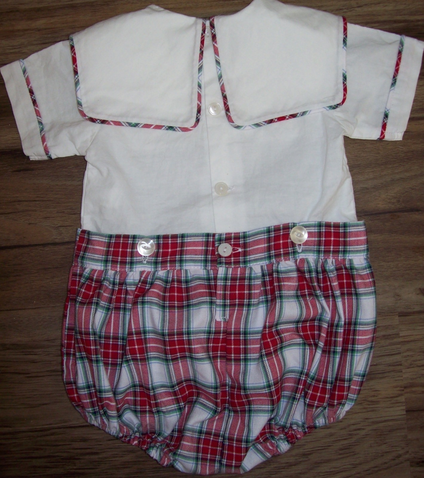 Boy 9 M: Boutique ~LULLABY SET~ Plaid CHRISTMAS ROMPER Rocking Horse EMBROIDERED