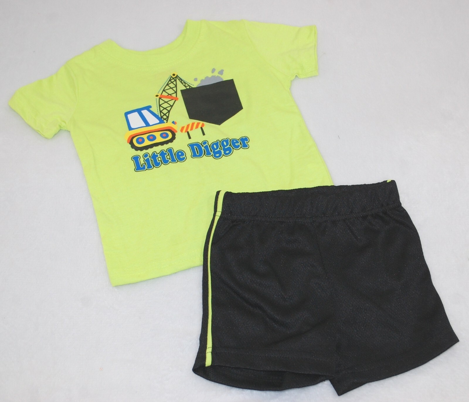 Baby Boys NEON YELLOW S/S T-SHIRT Tractor Crane LITTLE DIGGER Black Shorts 12 MO