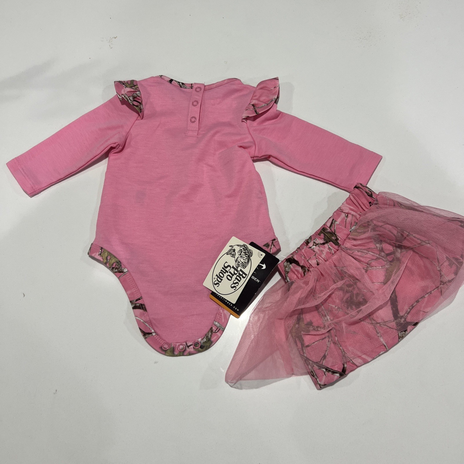 Bass Pro Shops True timber Pink Infant Skirt And Shirt 3 Months