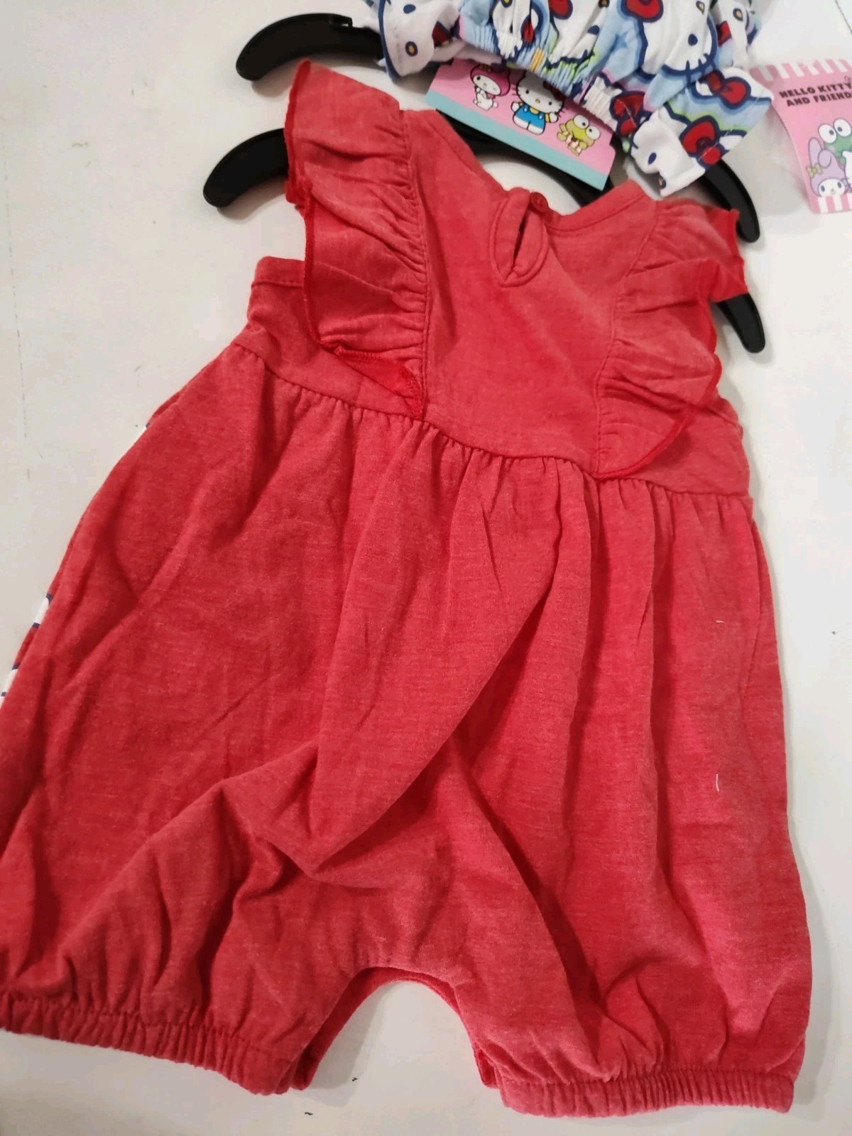 Hello Kitty Baby Girl 2 Piece Romper Set NWT SZ 0-3 Mo Headband Flutter Sleeve