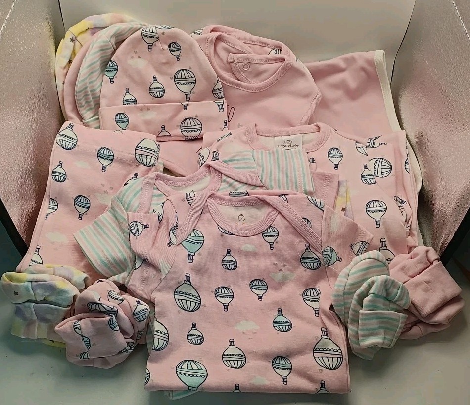 Little Peaches “Welcome” Bundle SZ 0-3 Month Girl 26 Pieces Gift Set Baby shower