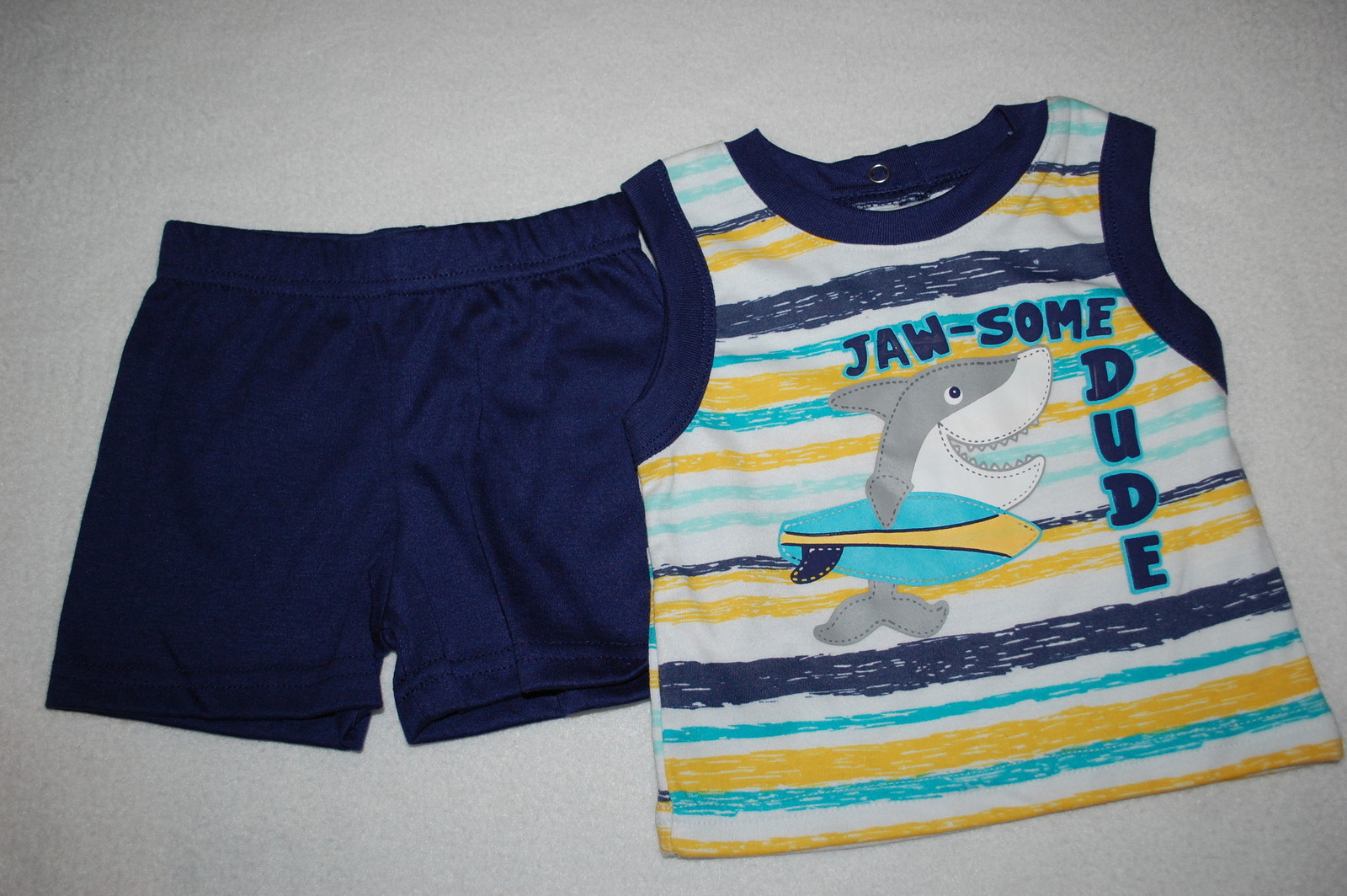 Baby Boys STRIPED MUSCLE TEE Shark Surfboard JAWSOME DUDE Navy Shorts 6-9 MO