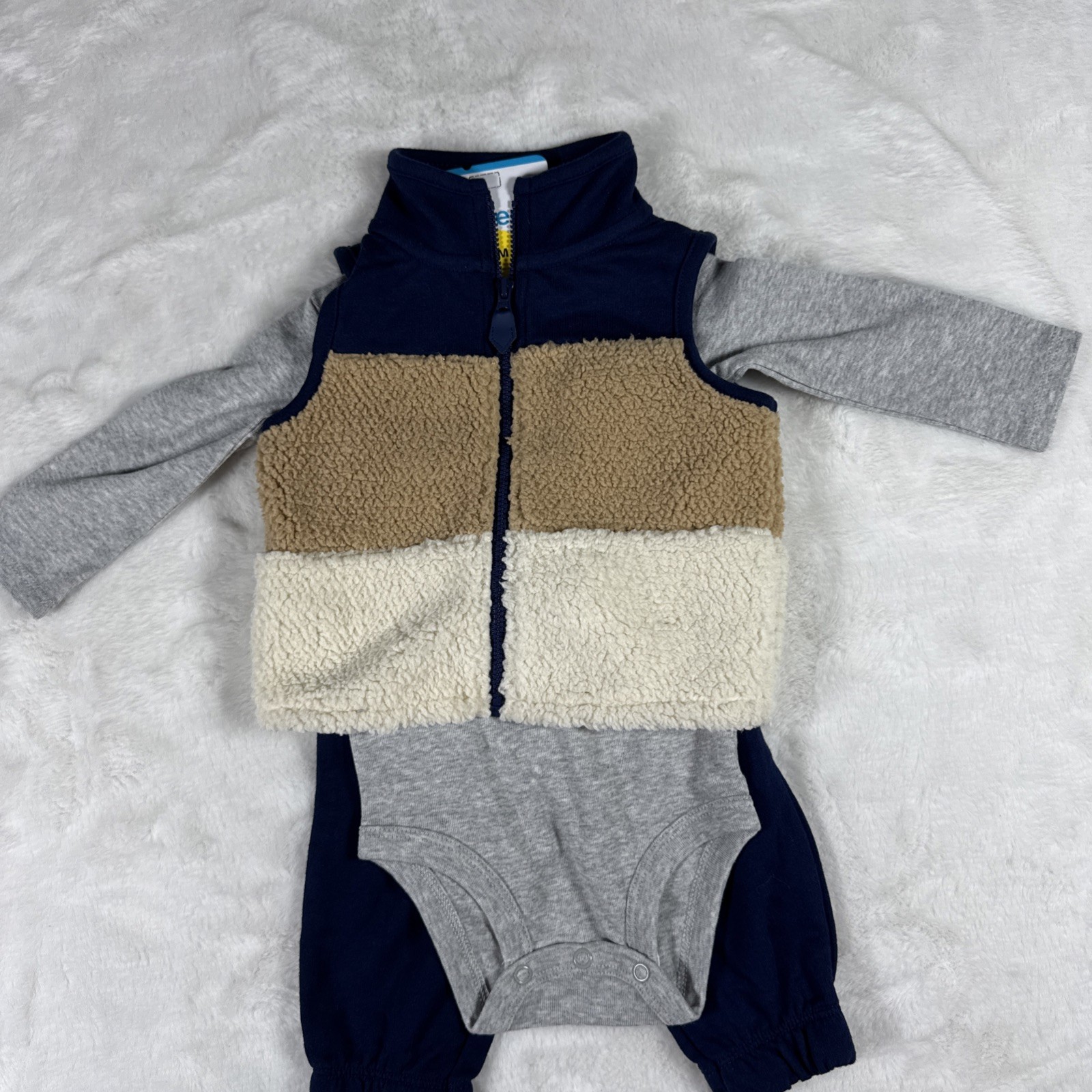 Carters Baby Boy 3 Piece Set Vest Bodysuit Pants Size 6M